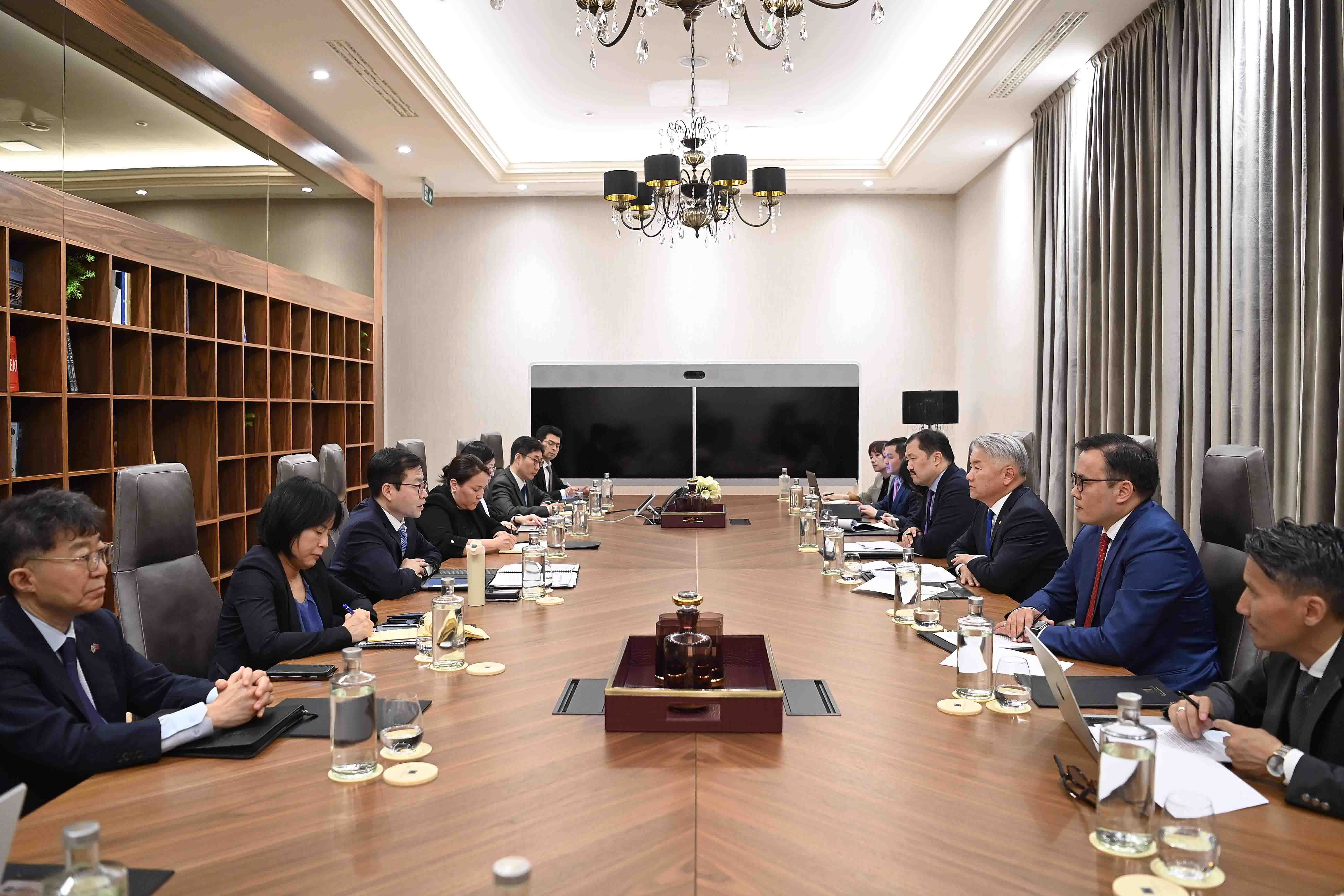 몽골 경제개발부 장관 면담