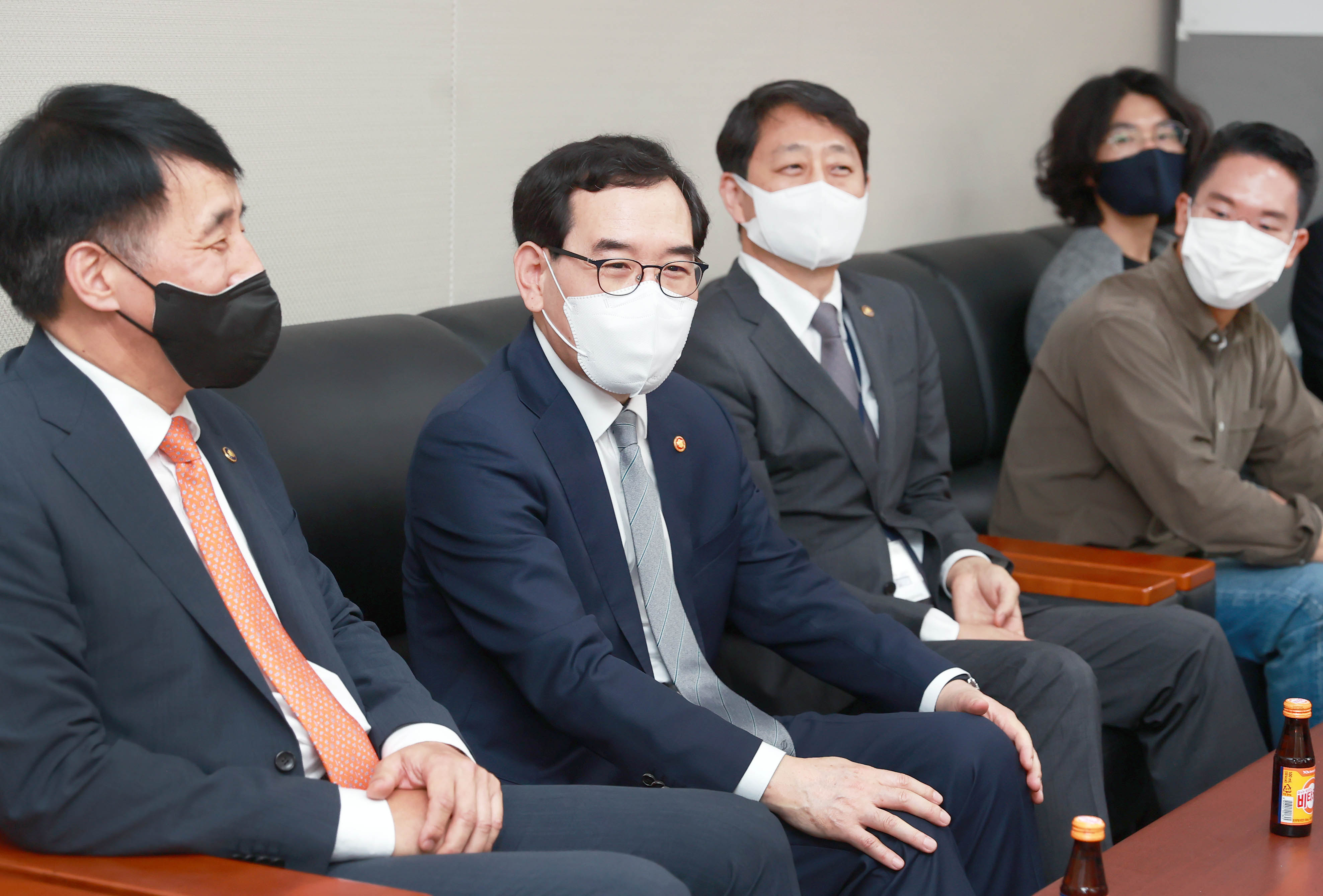 이창양 산업통상자원부 장관 출입 기자실 방문 5