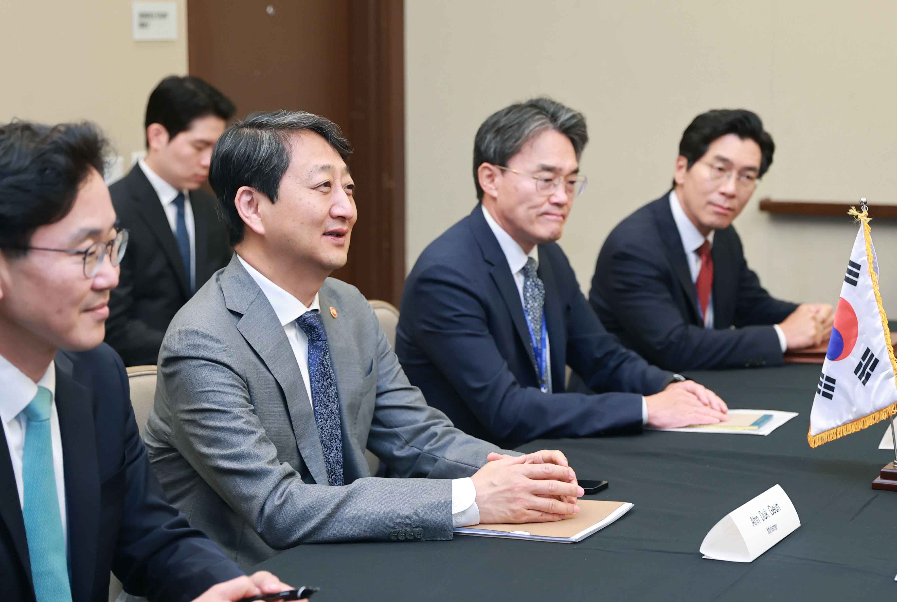 UAE 대외무역 국무장관 면담 2