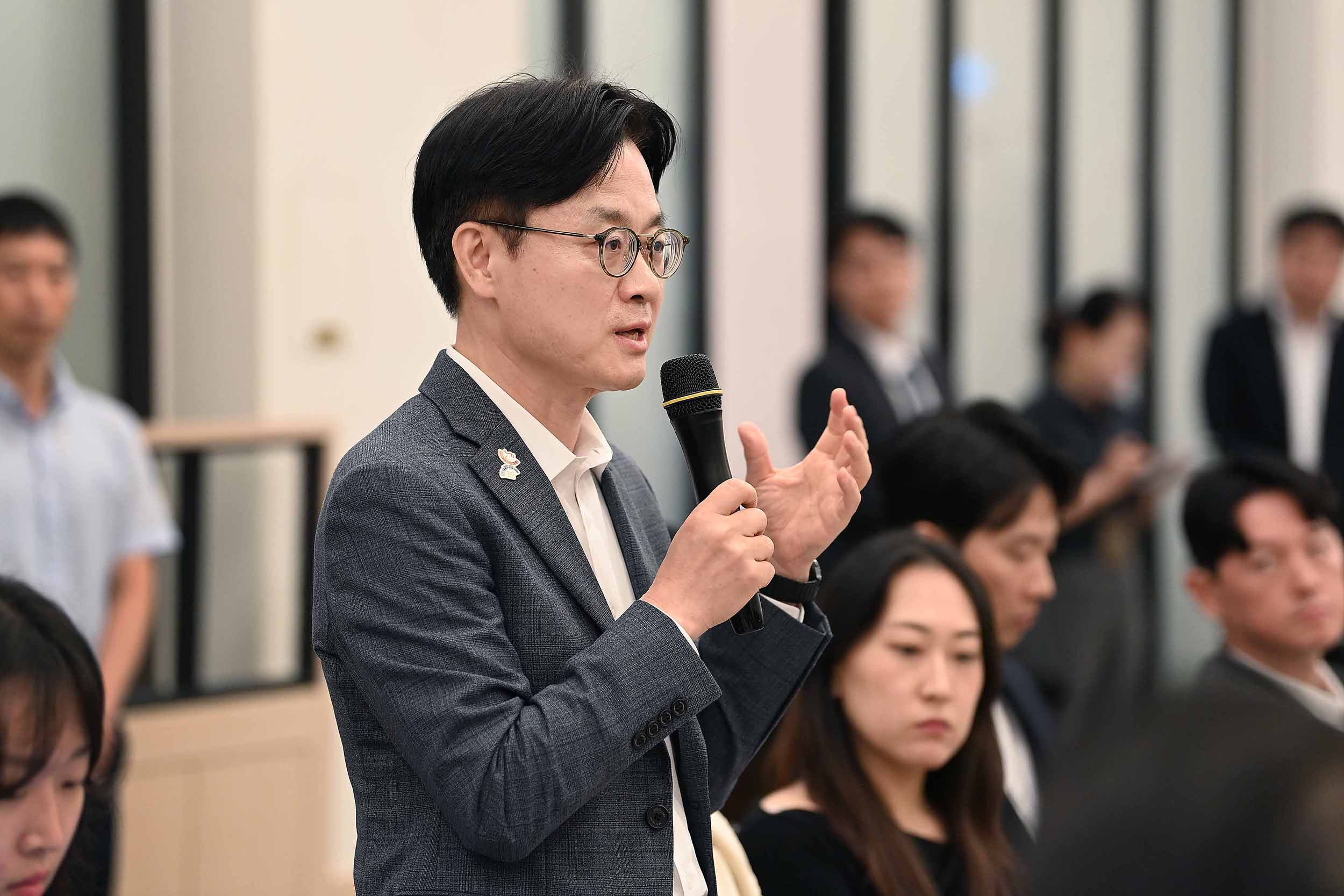 산업통상자원부 출입기자단 간담회 1