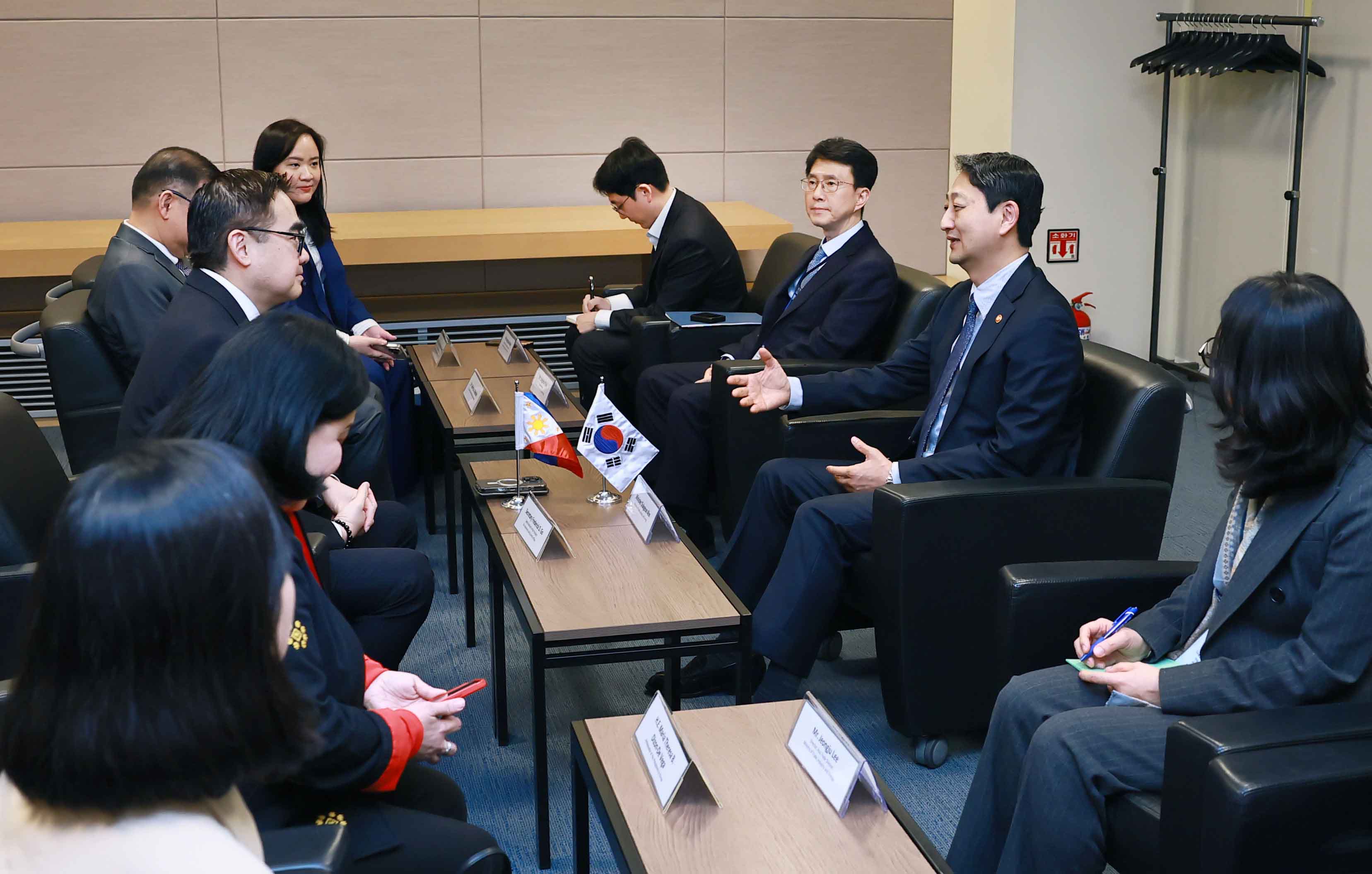 필리핀 대통령실 투자경제특별보좌관 면담 4
