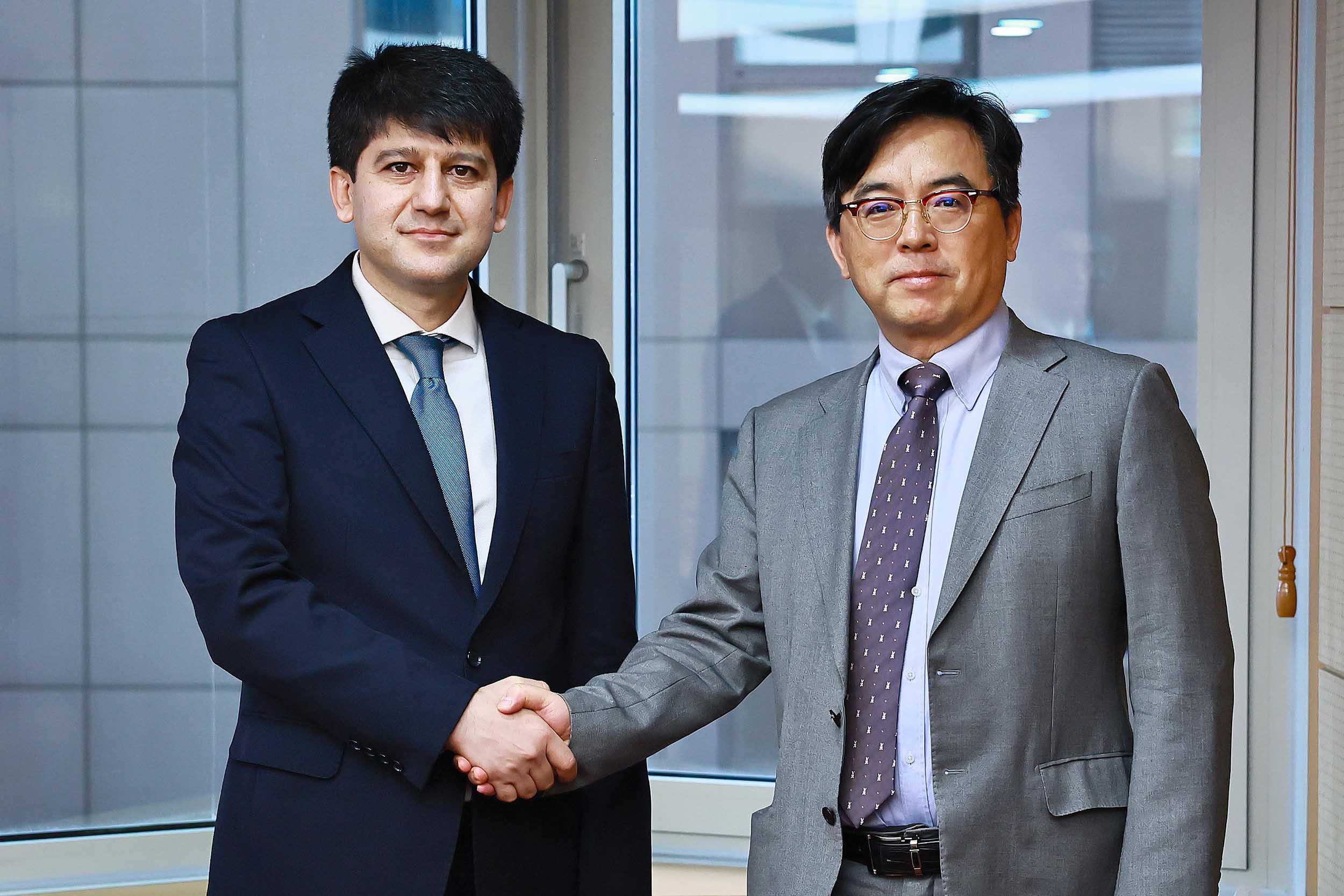 타지키스탄 산업신기술부 차관 면담 1