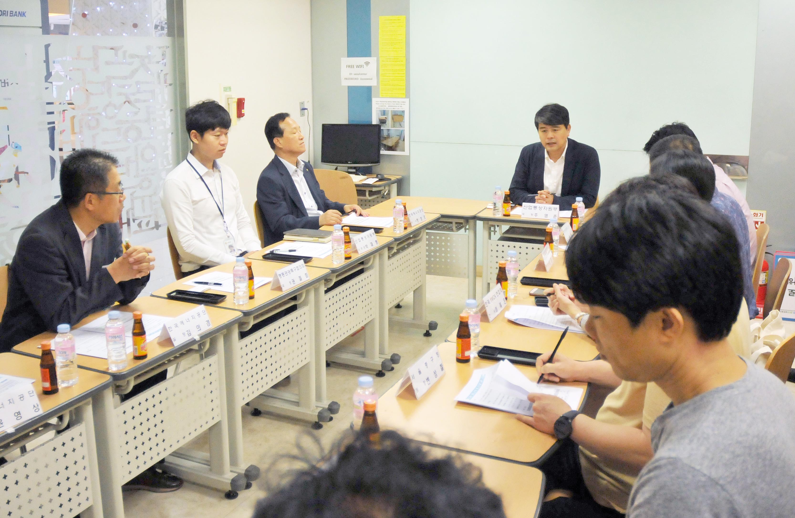 명동지역 상인단체와 자율절전 결의식 2