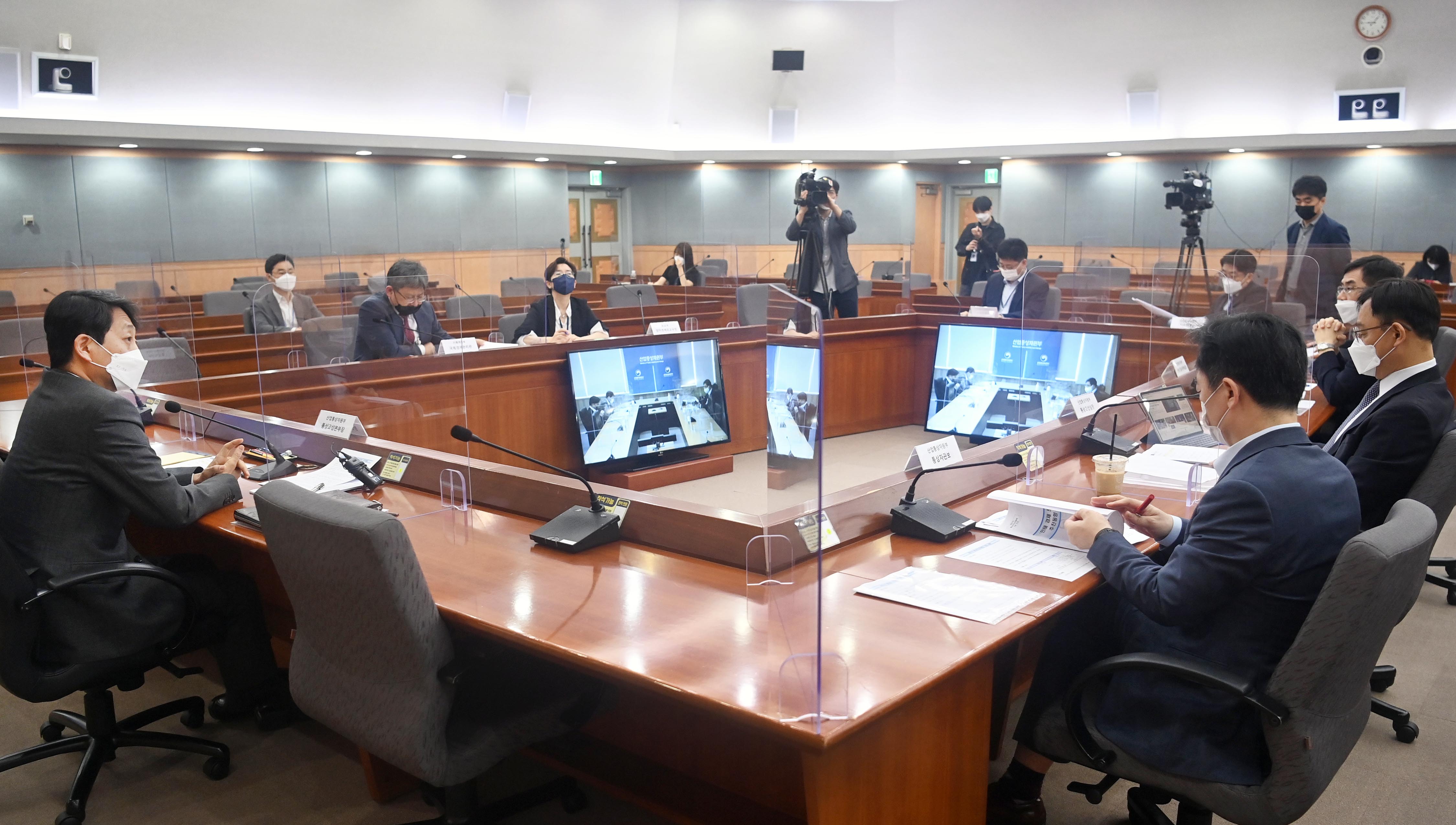 제27차 통상추진위원회 개최 6