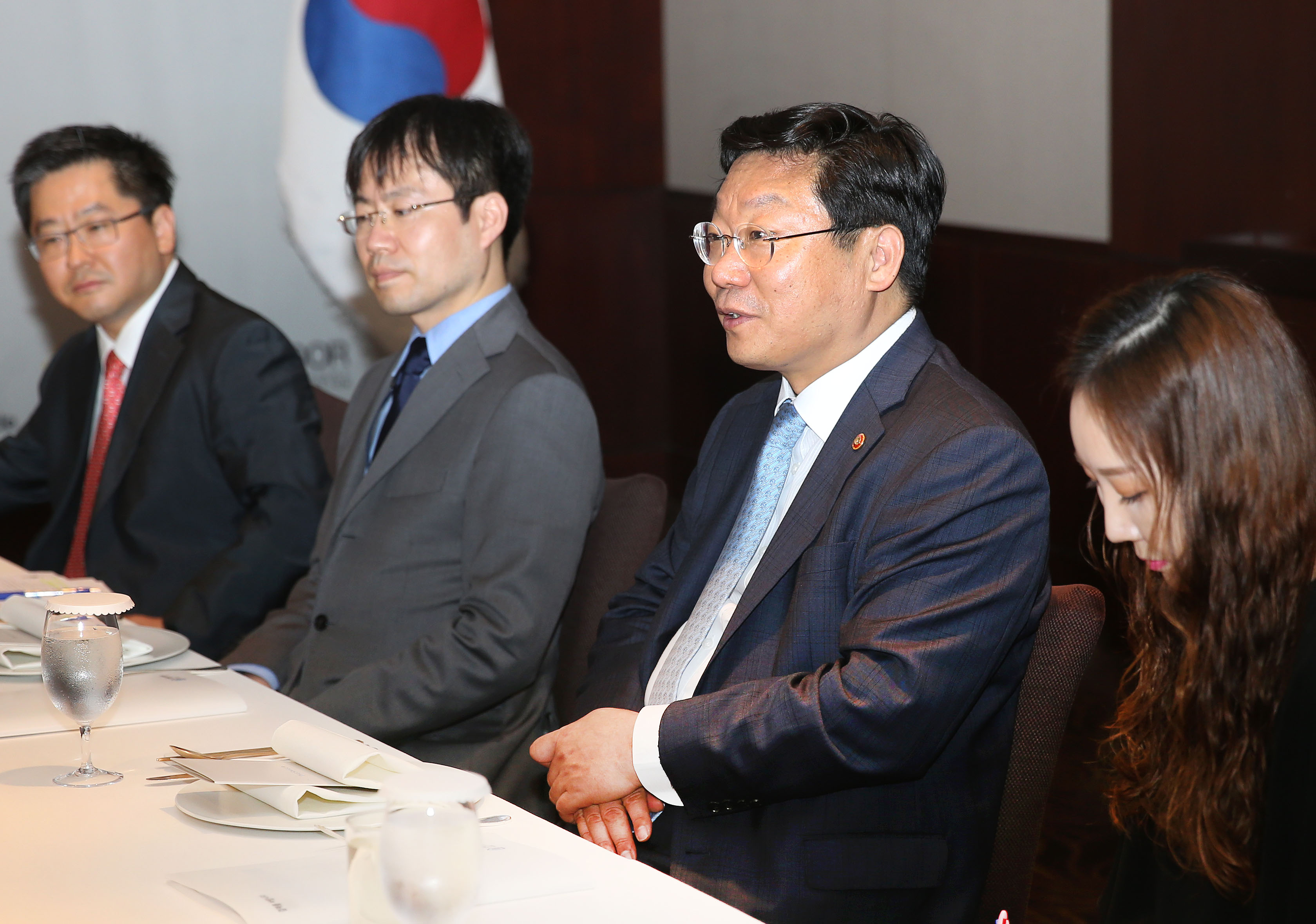 에콰도르 대외무역부 장관 면담 3