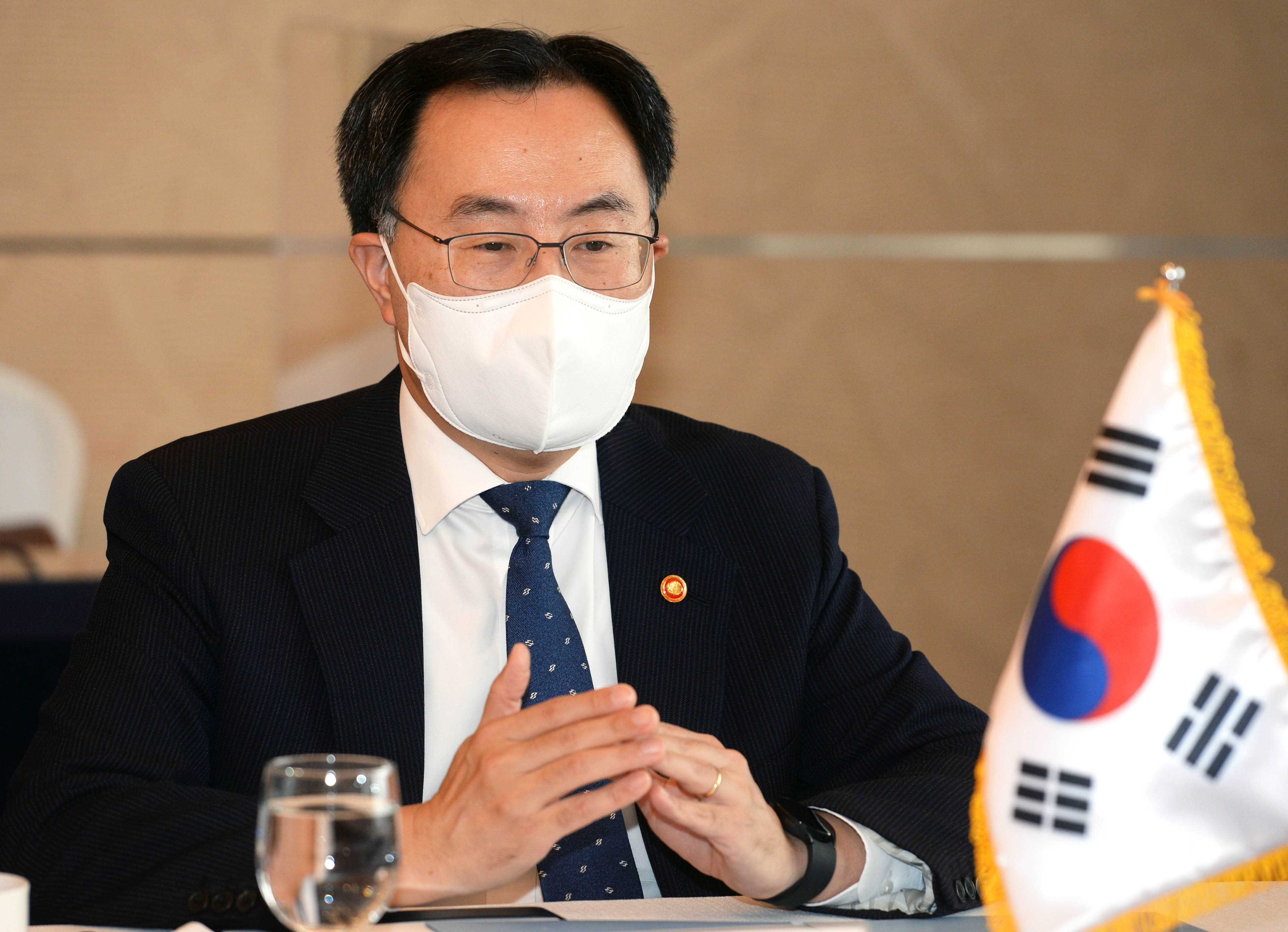 프랑스 디지털 전환 및 전자통신 담당장관 면담 4