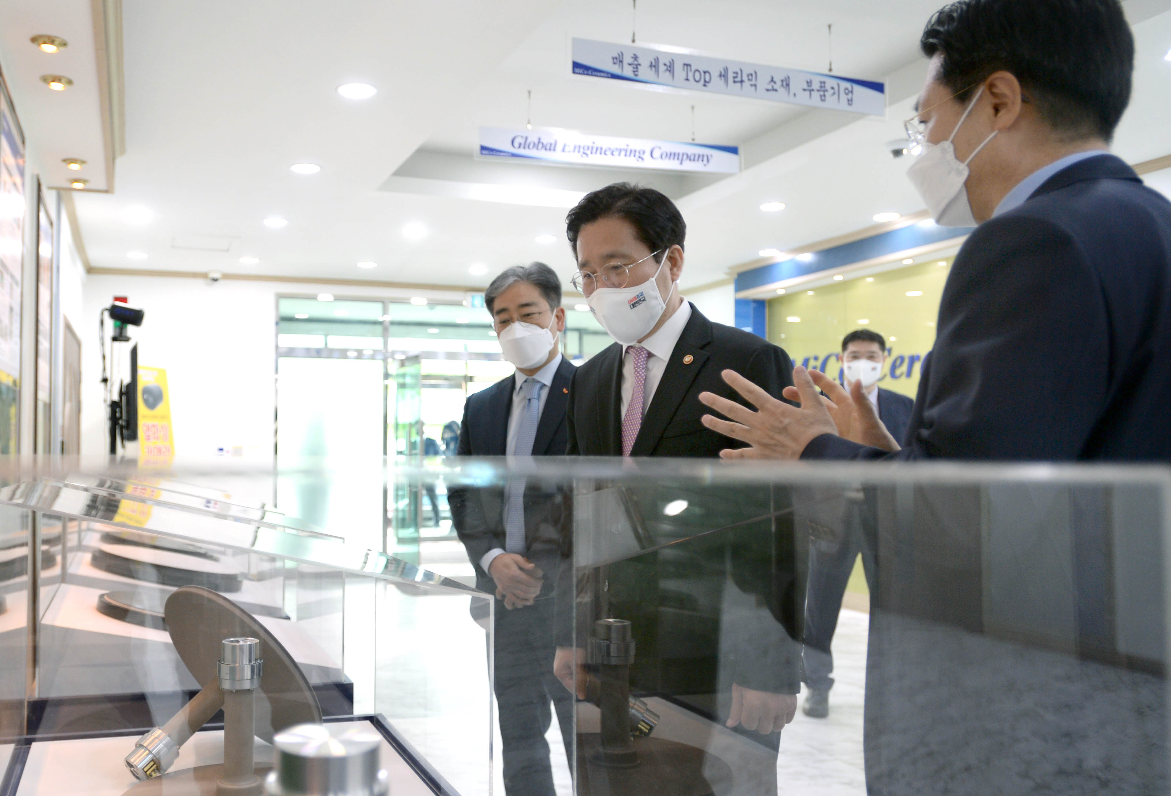소부장 R&D 성과기업인 미코세라믹스 현장방문 6