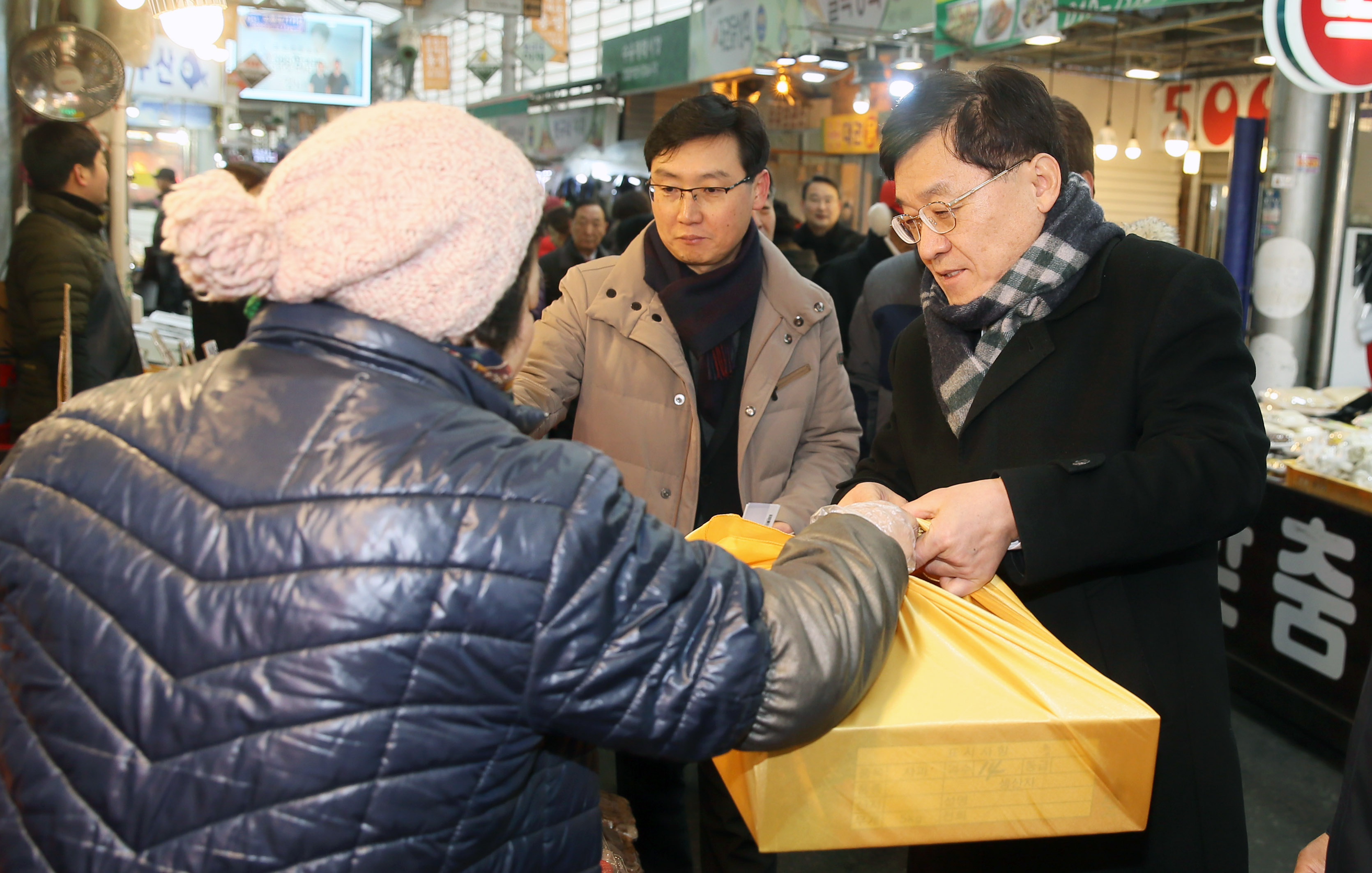 전통시장인 서울 수유시장 방문 2