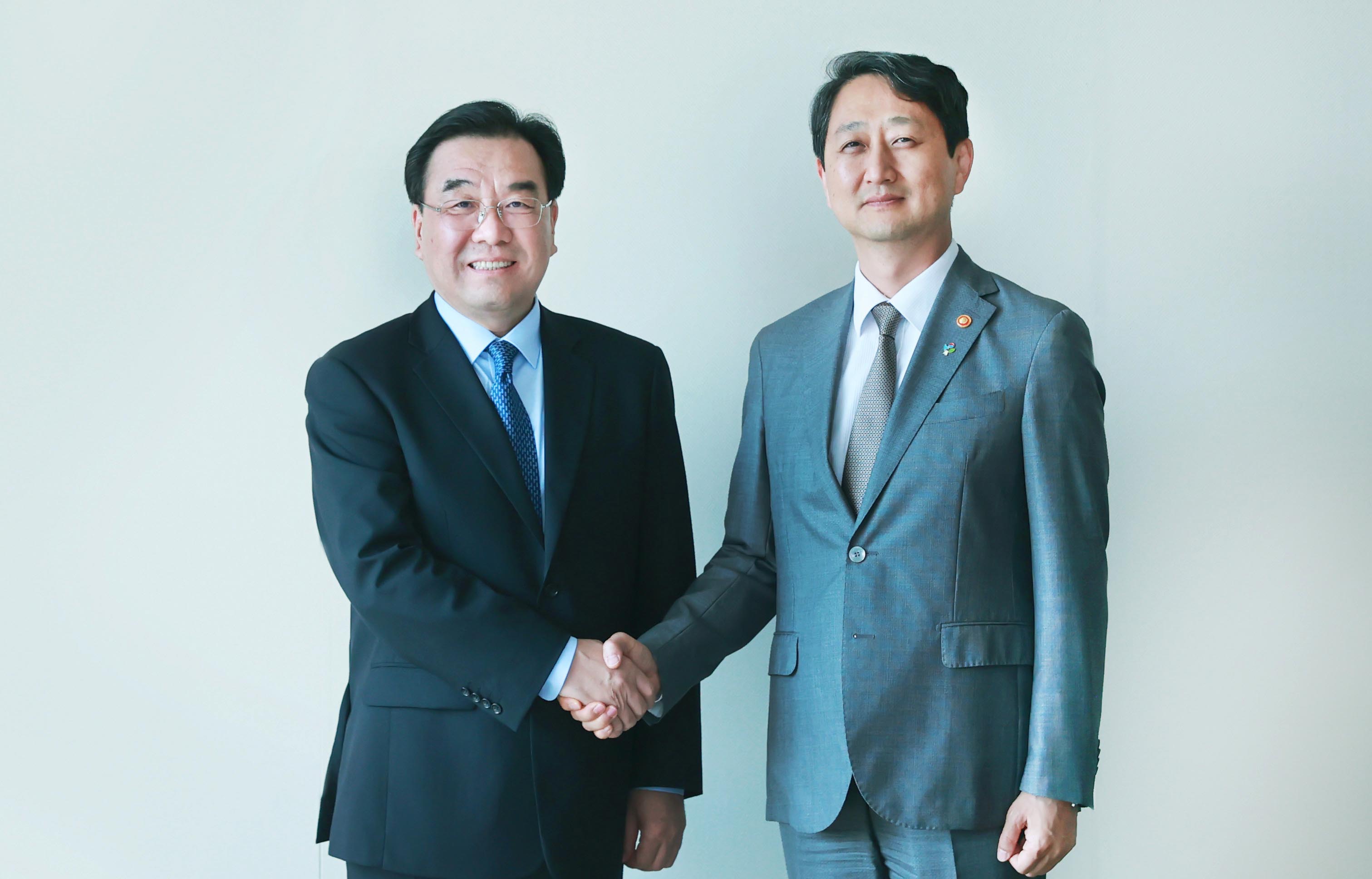 중국 장쑤성 당서기 면담 1