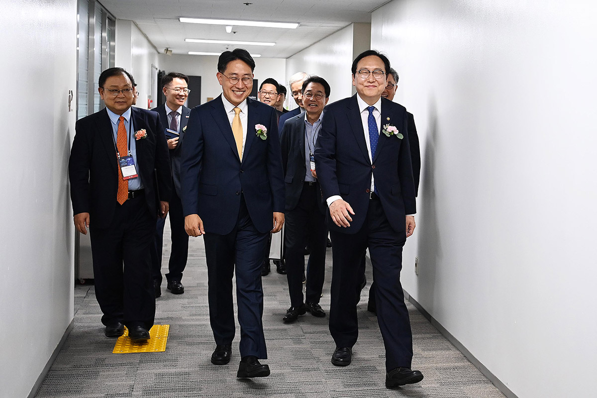 무역안보관리원 현판 제막식 3