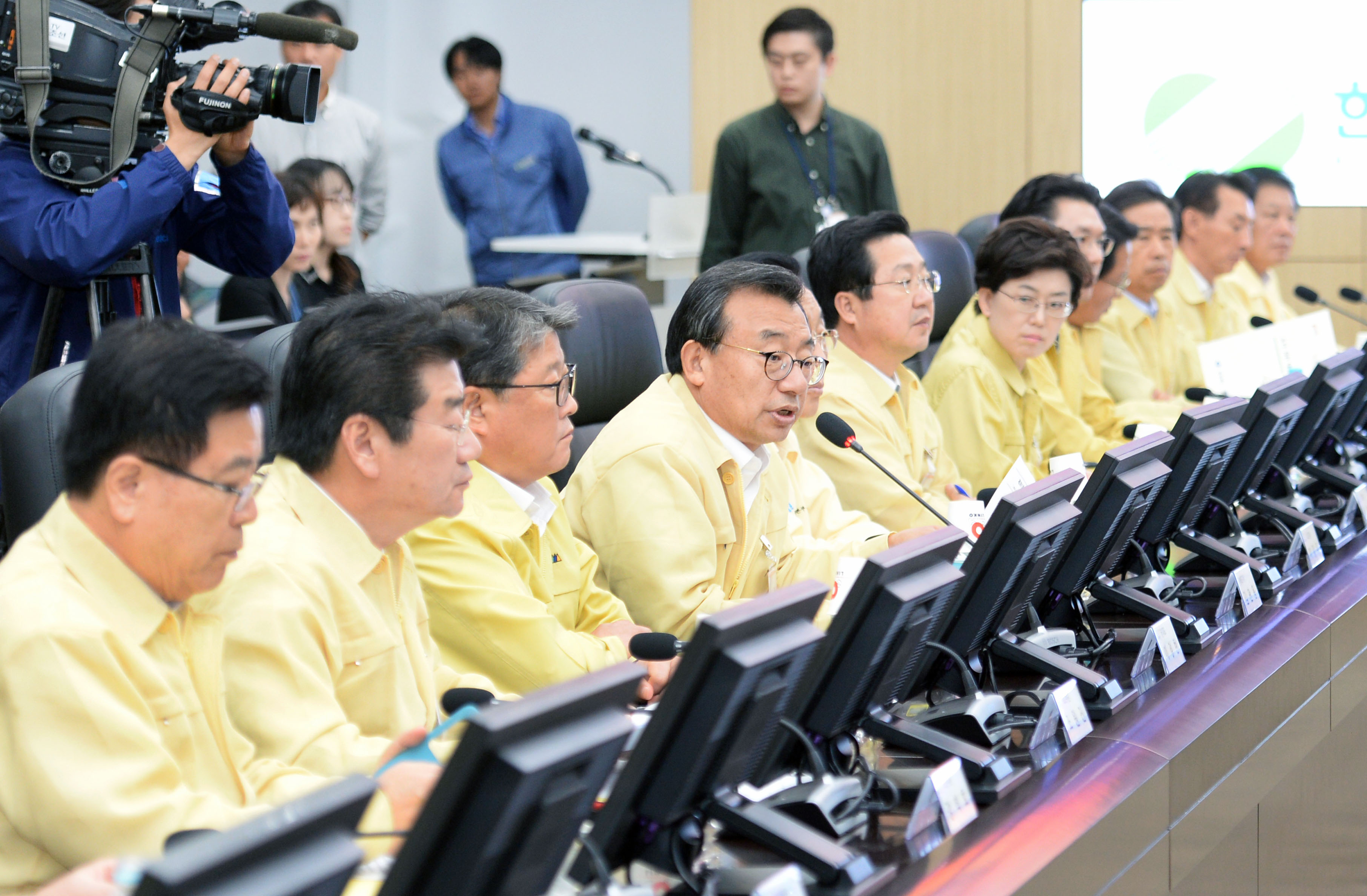 원전 안전점검을 위한 새누리당 최고위원회의 4