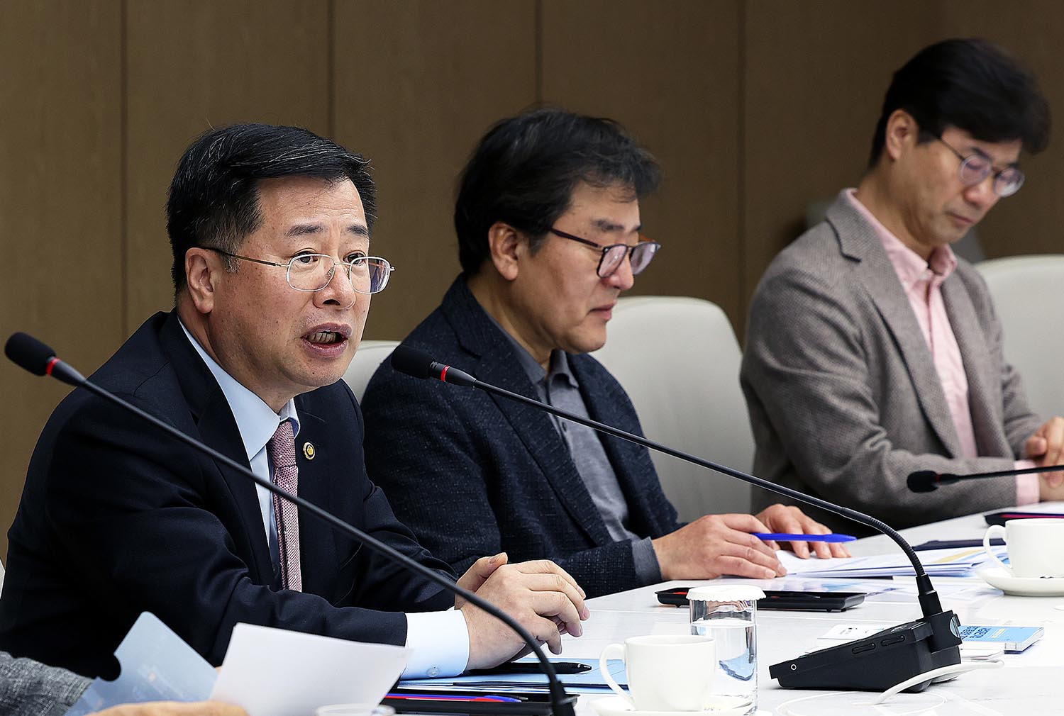 사업재편계획심의위원회 간담회 개최 2