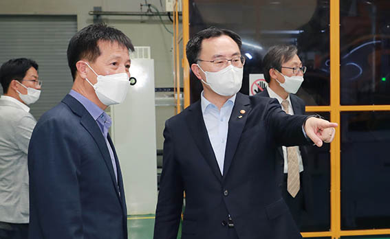 수소차 연료전지 분리판 제조기업인 유한정밀 방문 1