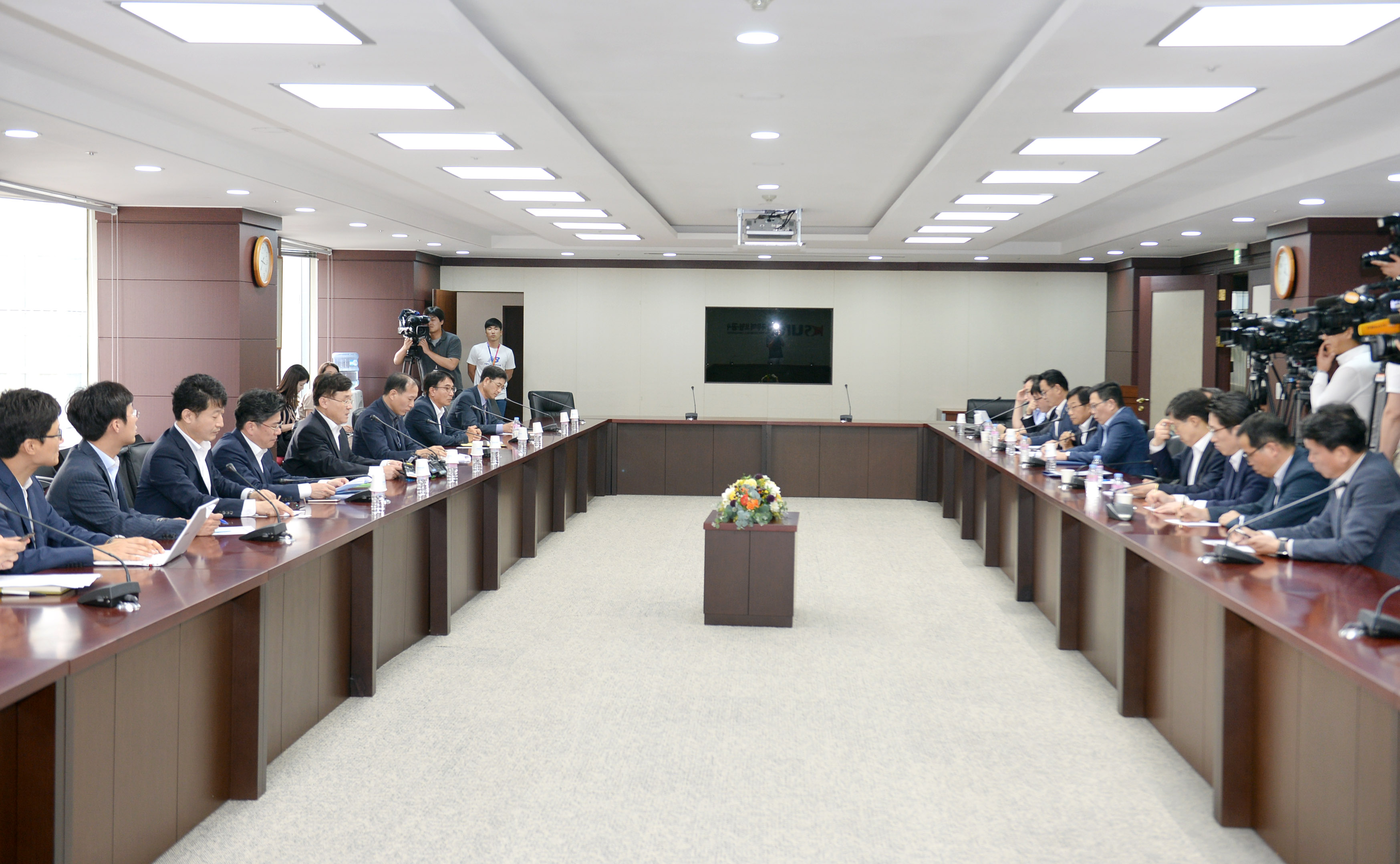 한진해운 관련 제4차 수출현안 점검회의 3