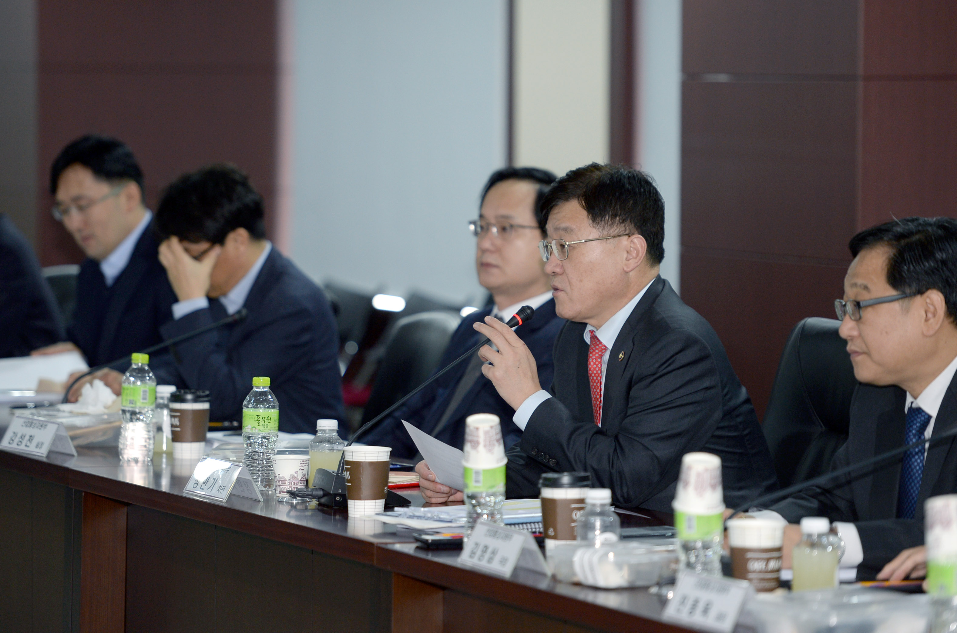 4차 산업혁명 전문가 토론회 개최 1