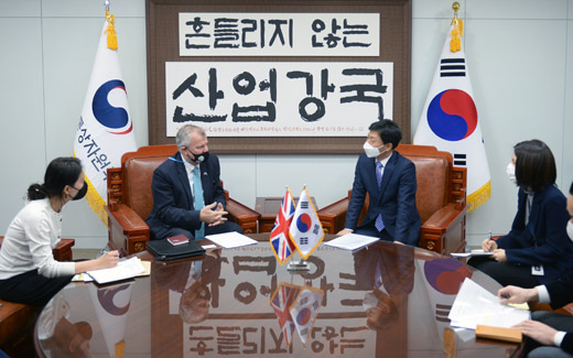 주한 영국대사 면담 1