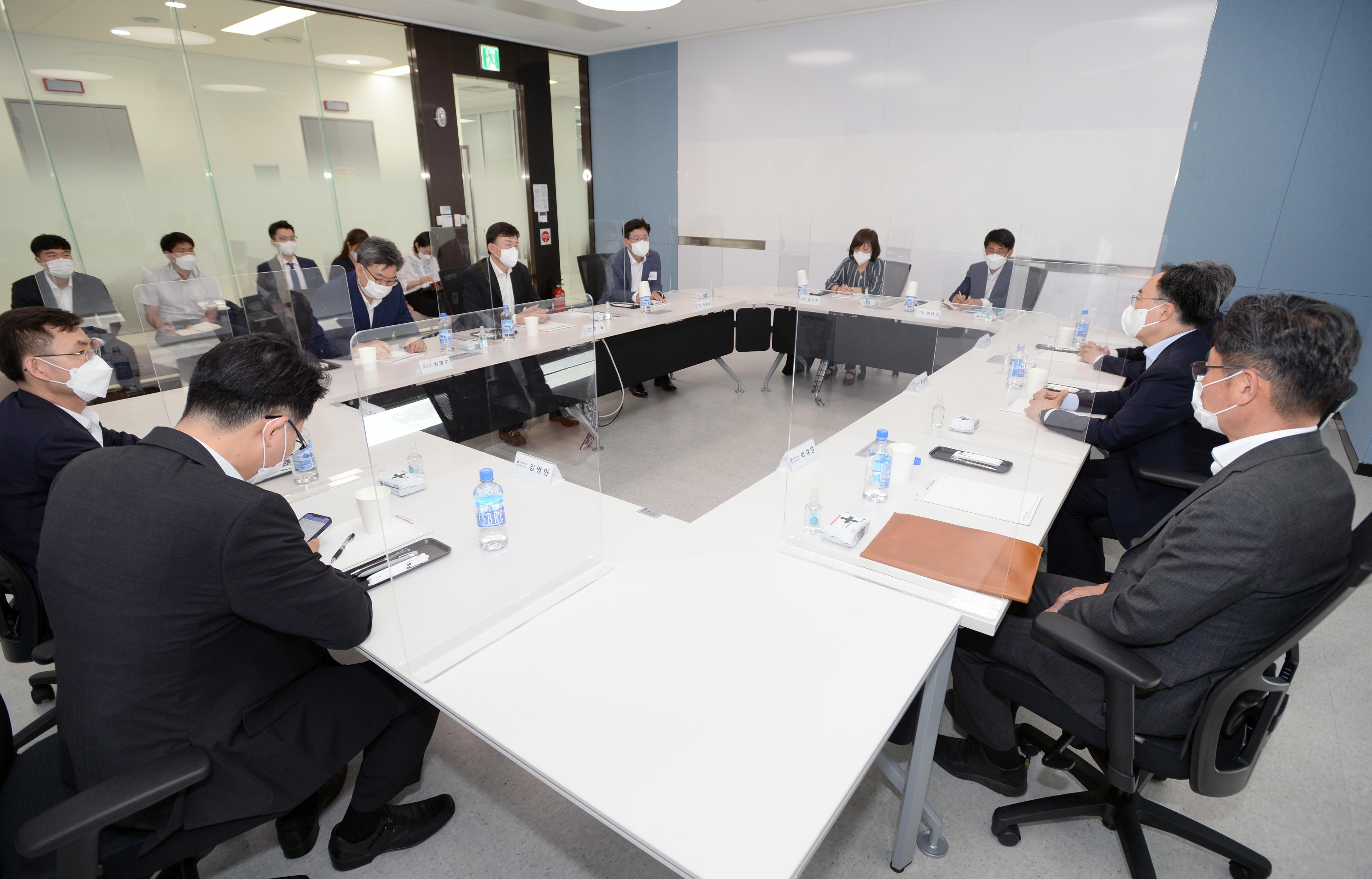 삼성바이오로직스 mRNA 백신 생산시설 구축 현장방문 5