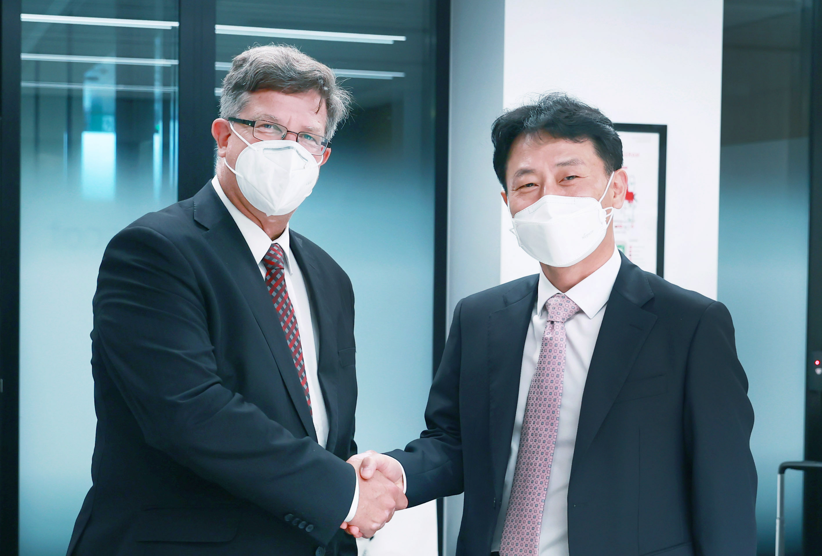 호주 산업과학에너지자원부 차관 면담 2
