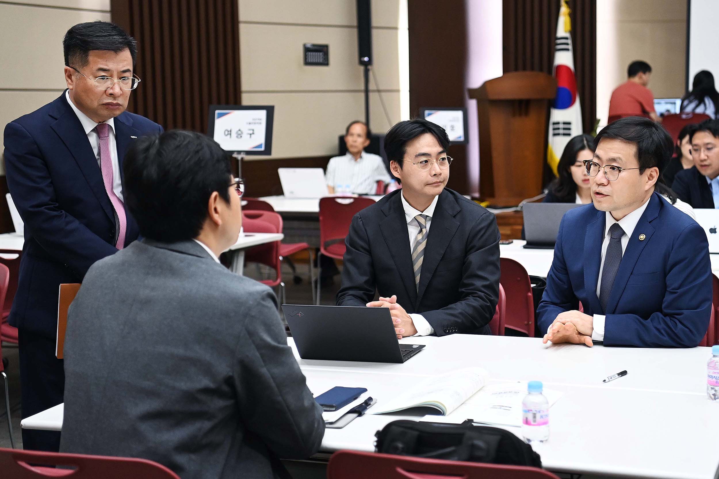 관세대응 119 종합상담센터 현장방문 및 미국 관세영향 기업간담회 6