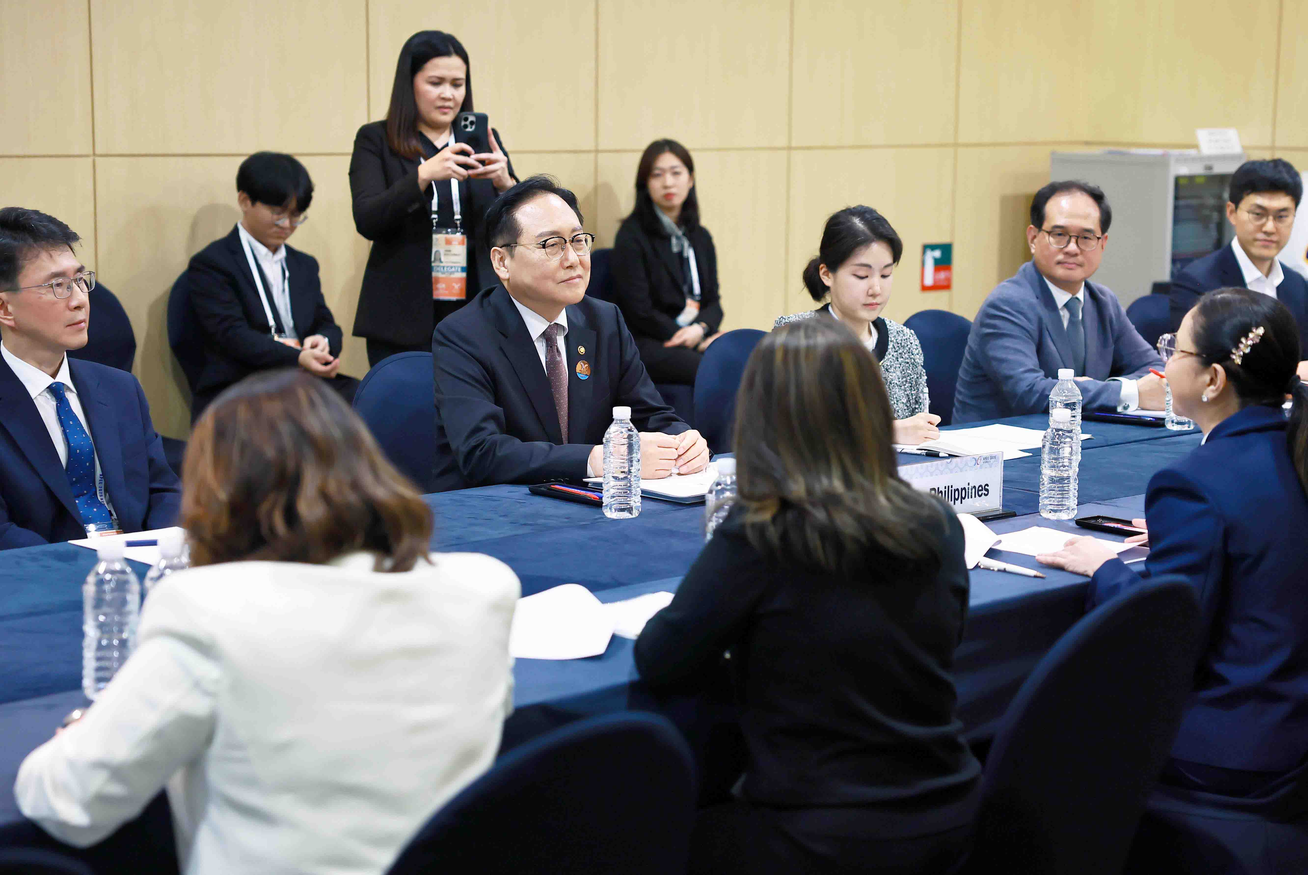필리핀 통상산업부 장관 면담 4