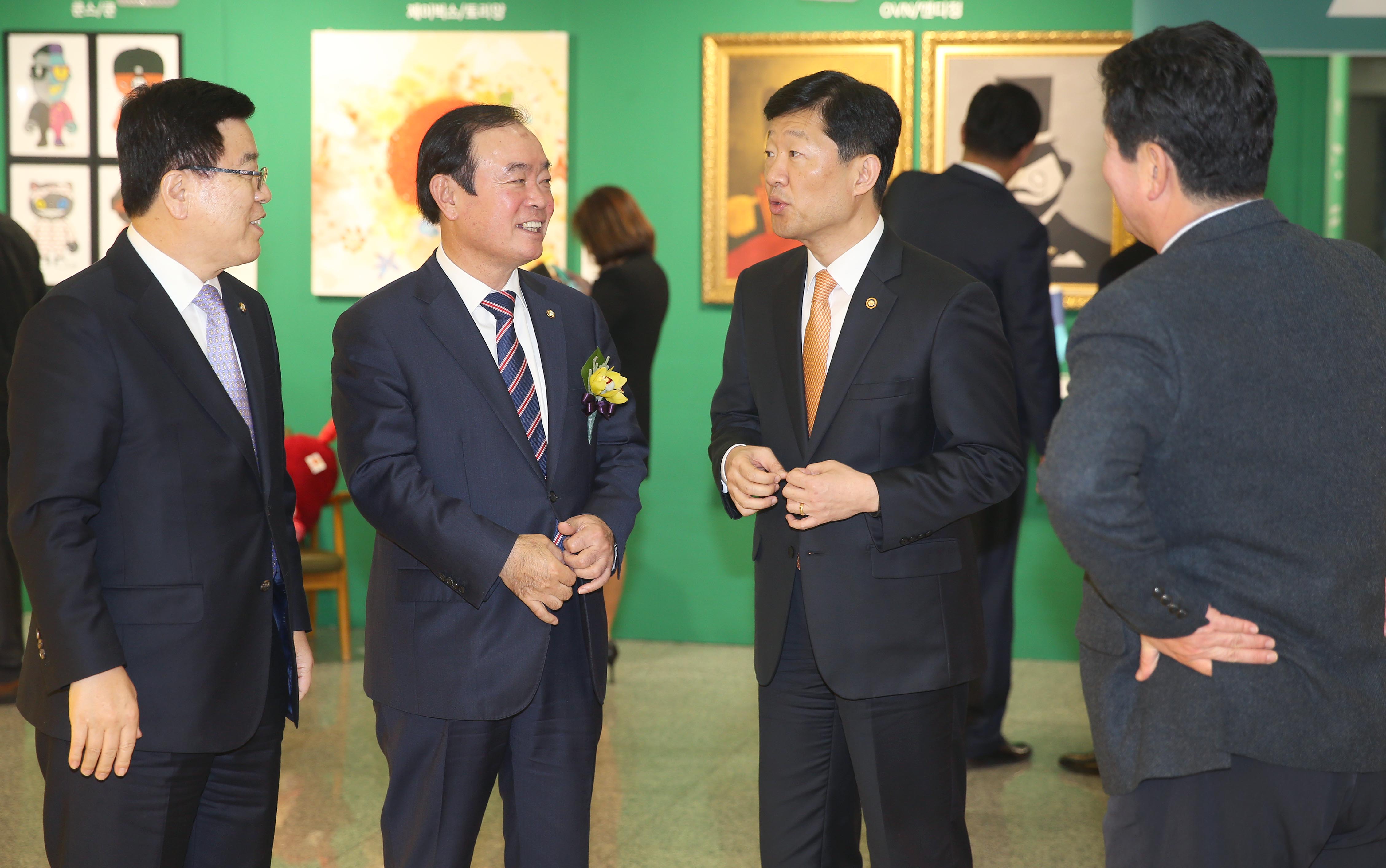 아트콜라보 국회 제품전시회 개막식 5