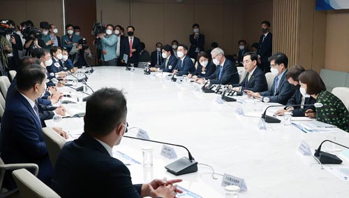 자동차 산업전략 원탁회의 개최 1