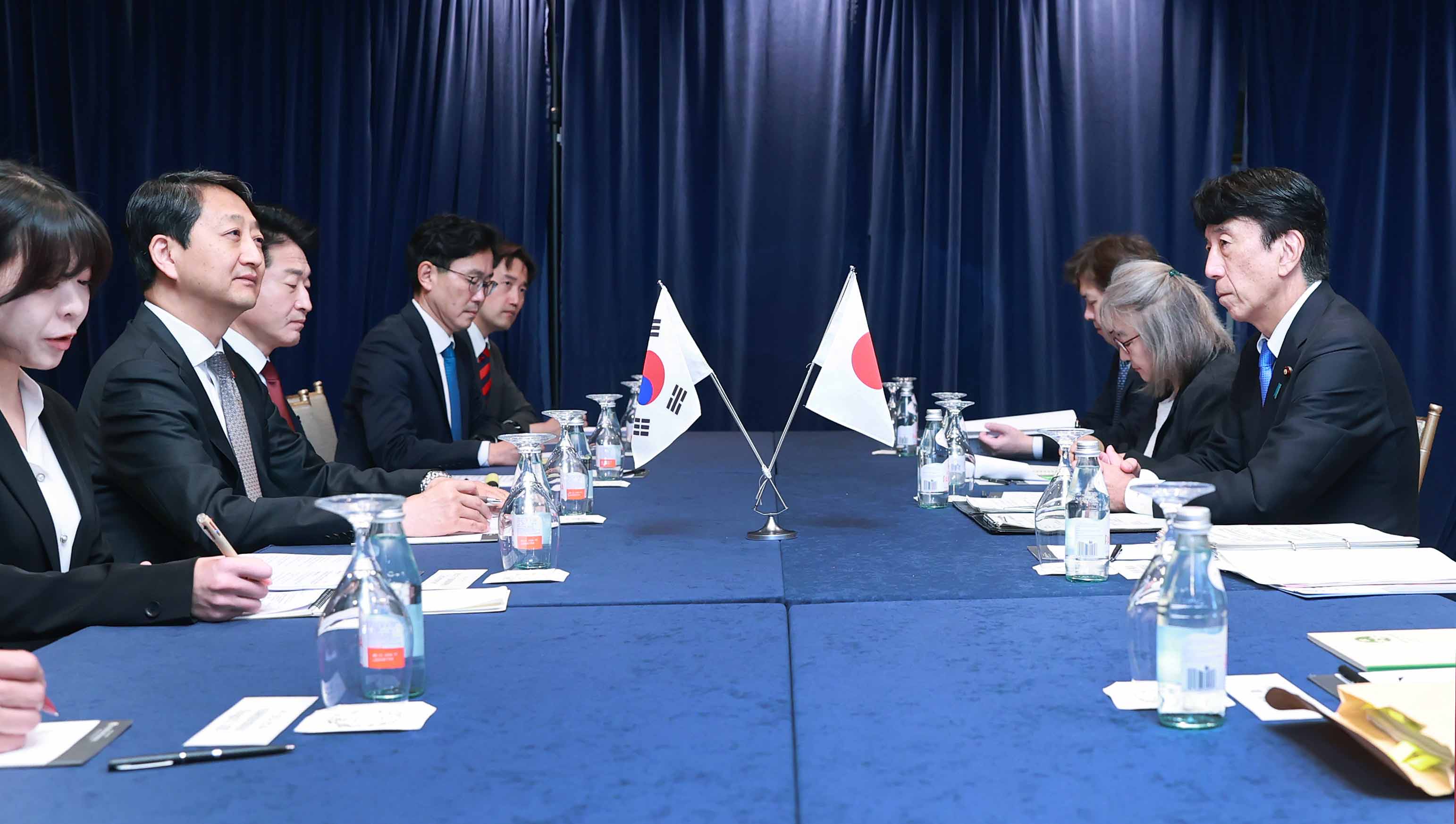 일본 경제산업성 대신 면담 2