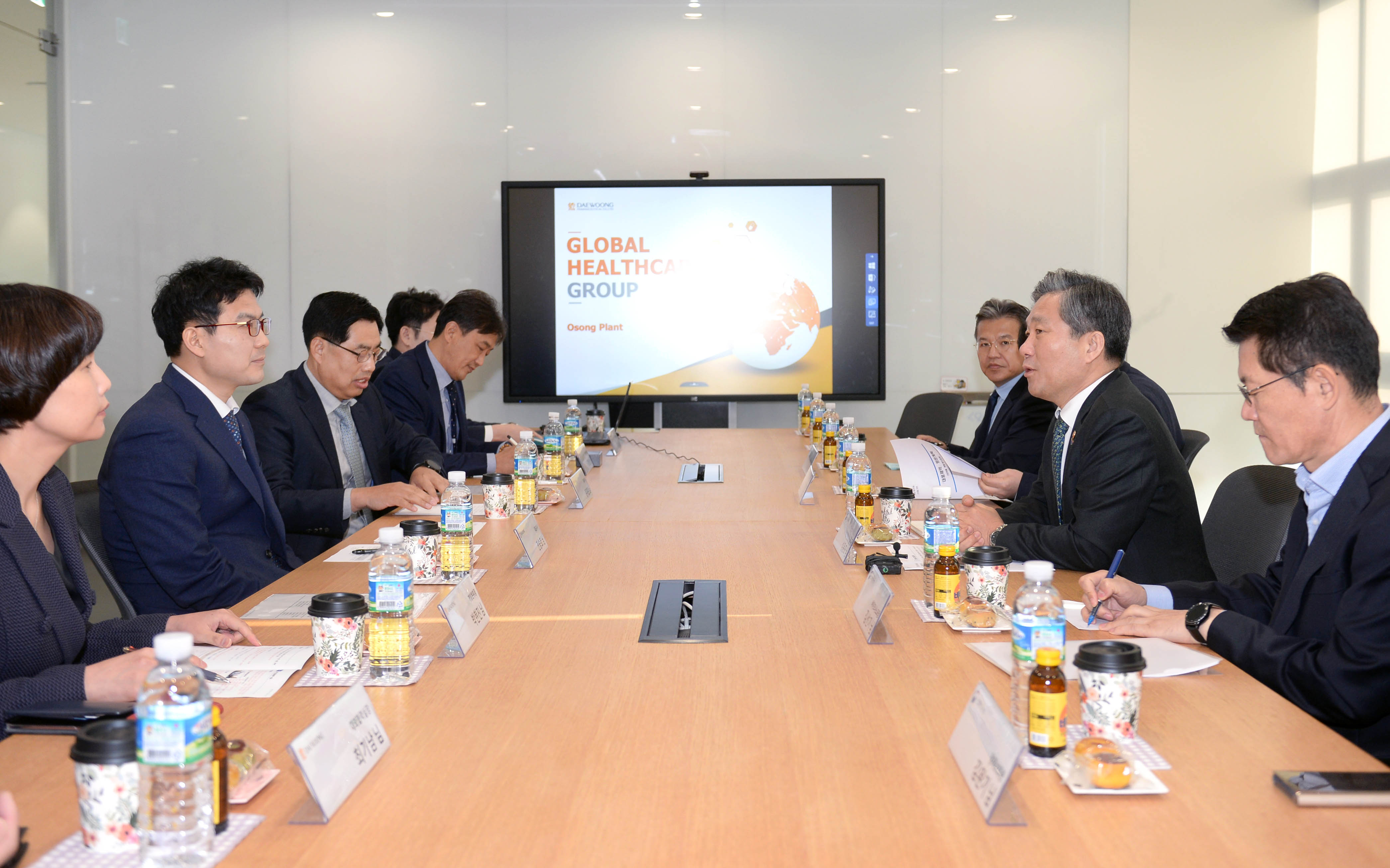 의약품 수출기업인 대웅제약 오송공장 현장방문 3