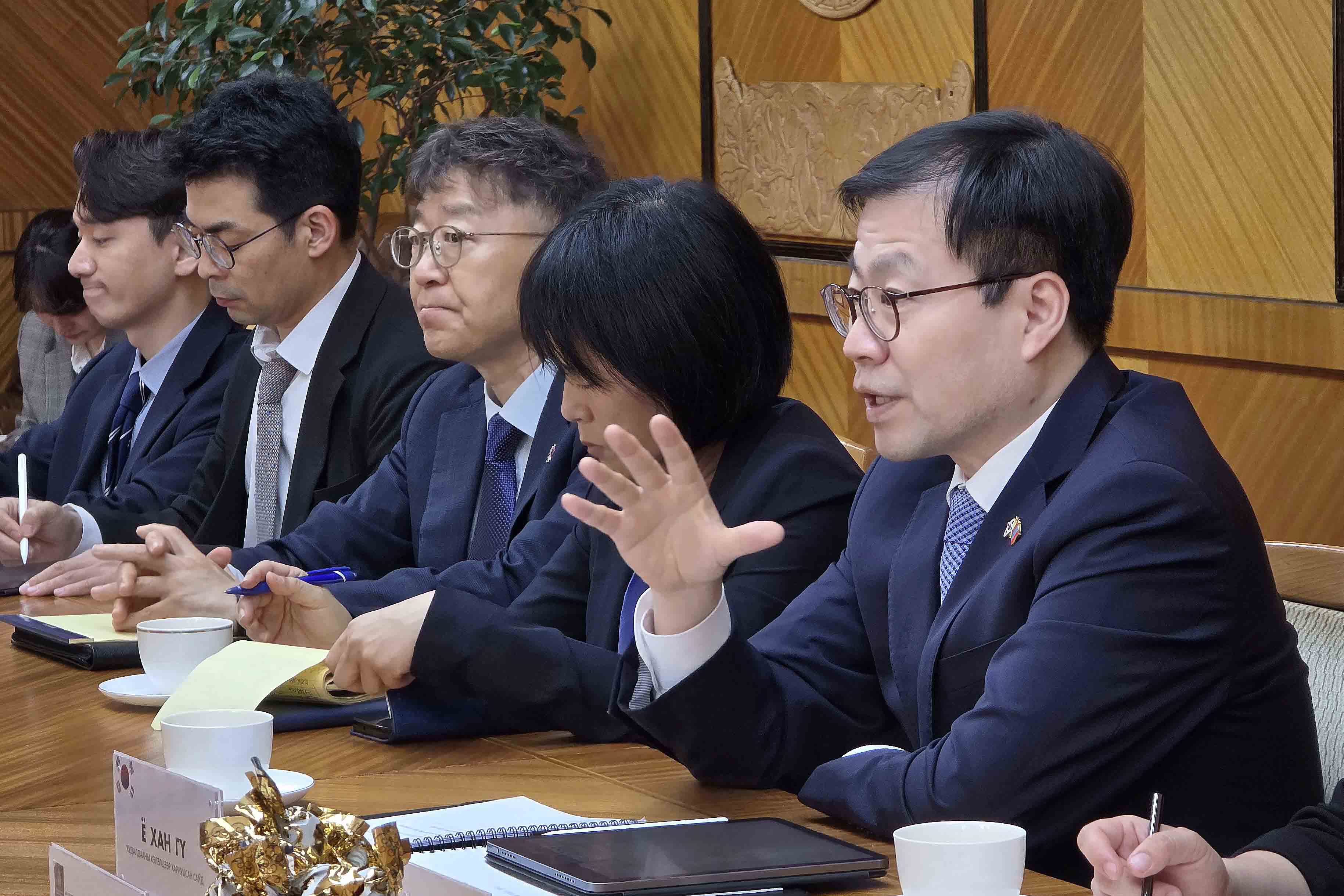 몽골 산업광물자원부 장관 면담 3