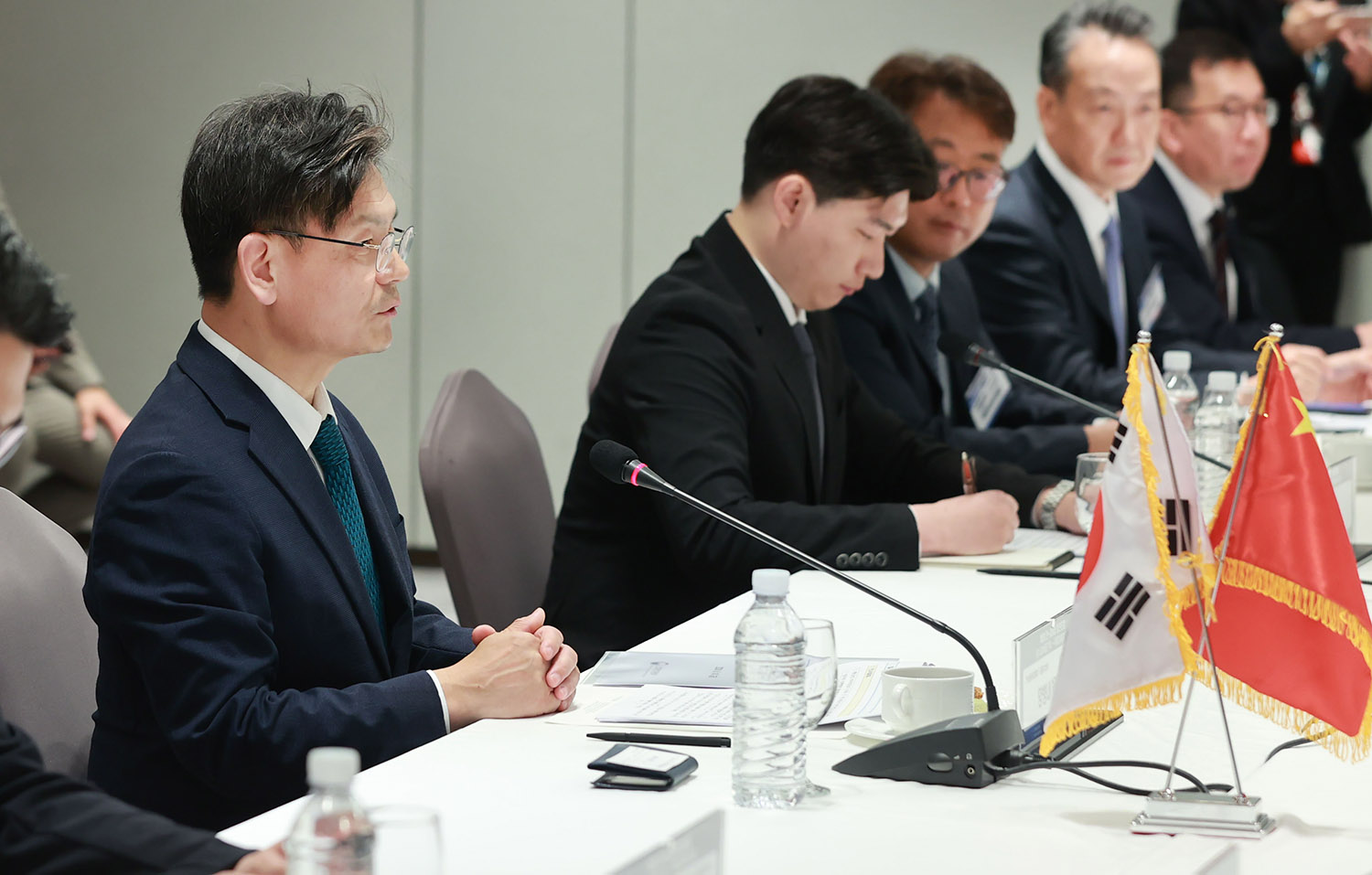 중국 광동성 인민대표대회 상무위원회 부주임 면담 4