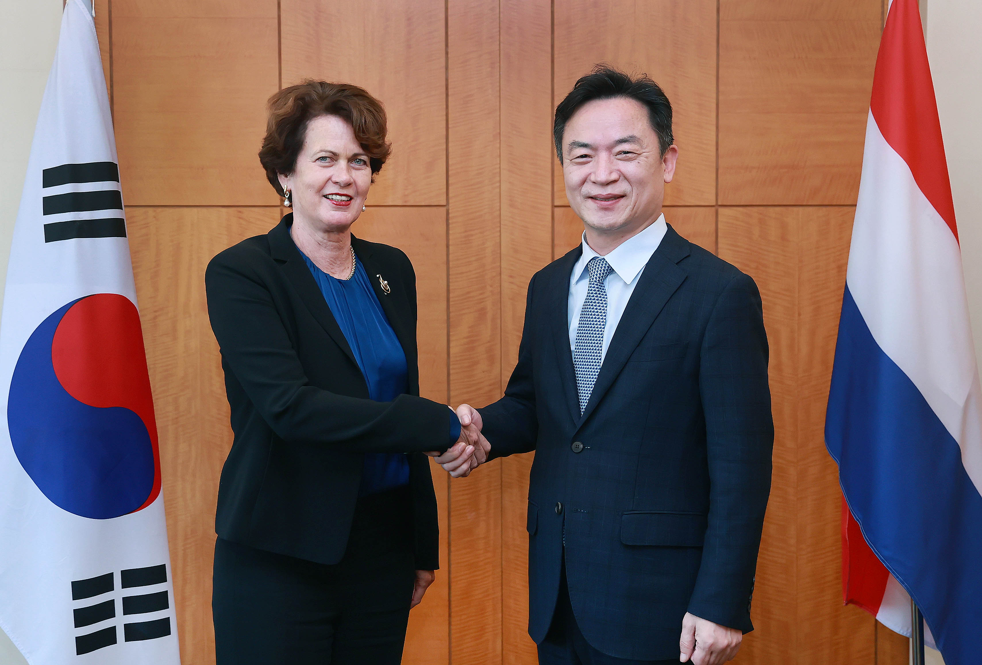 네덜란드 외교부 대외경제차관보 면담 2