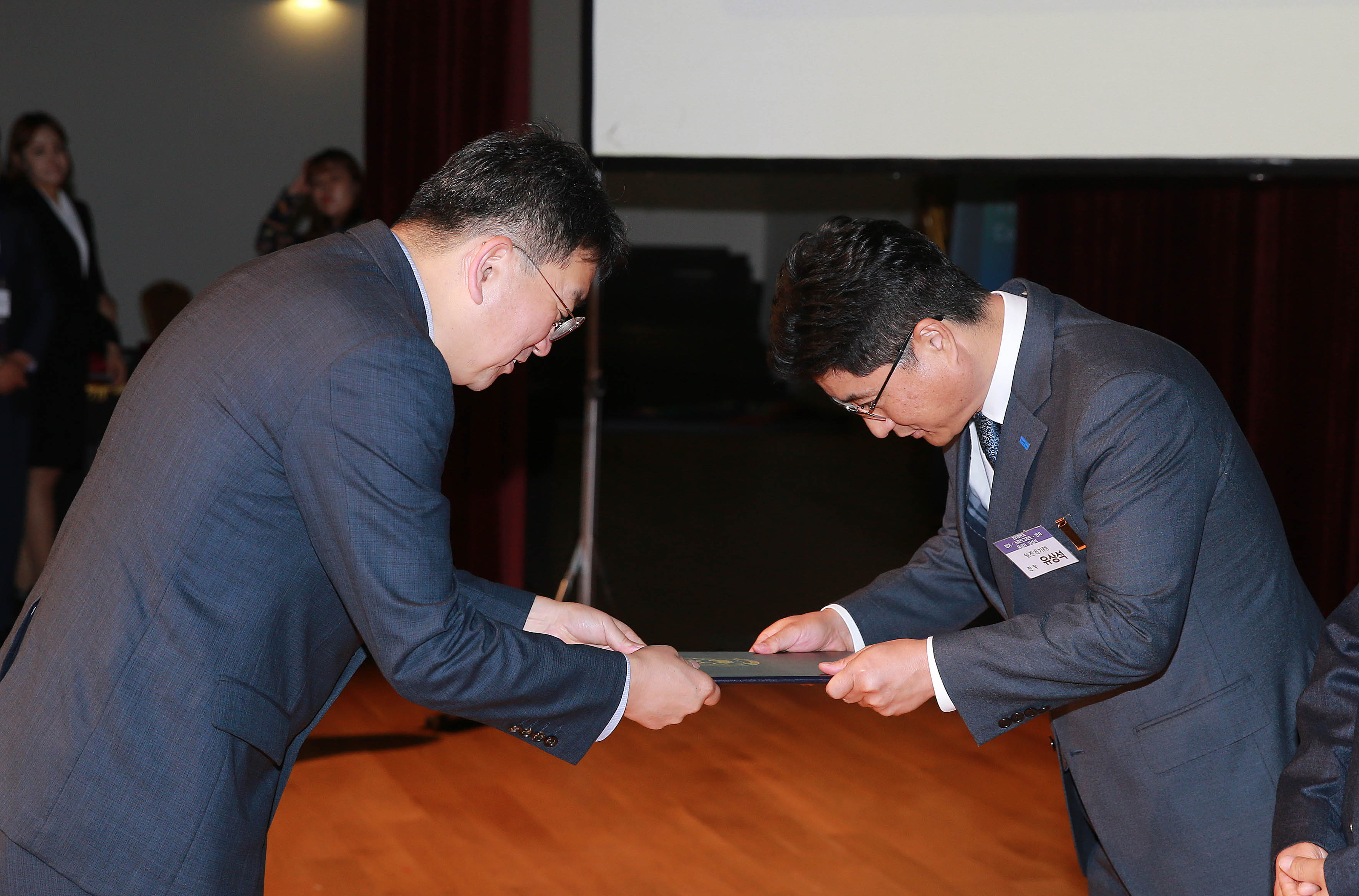 전기·스마트그리드·이차전지 산업 유공자 포상식 3