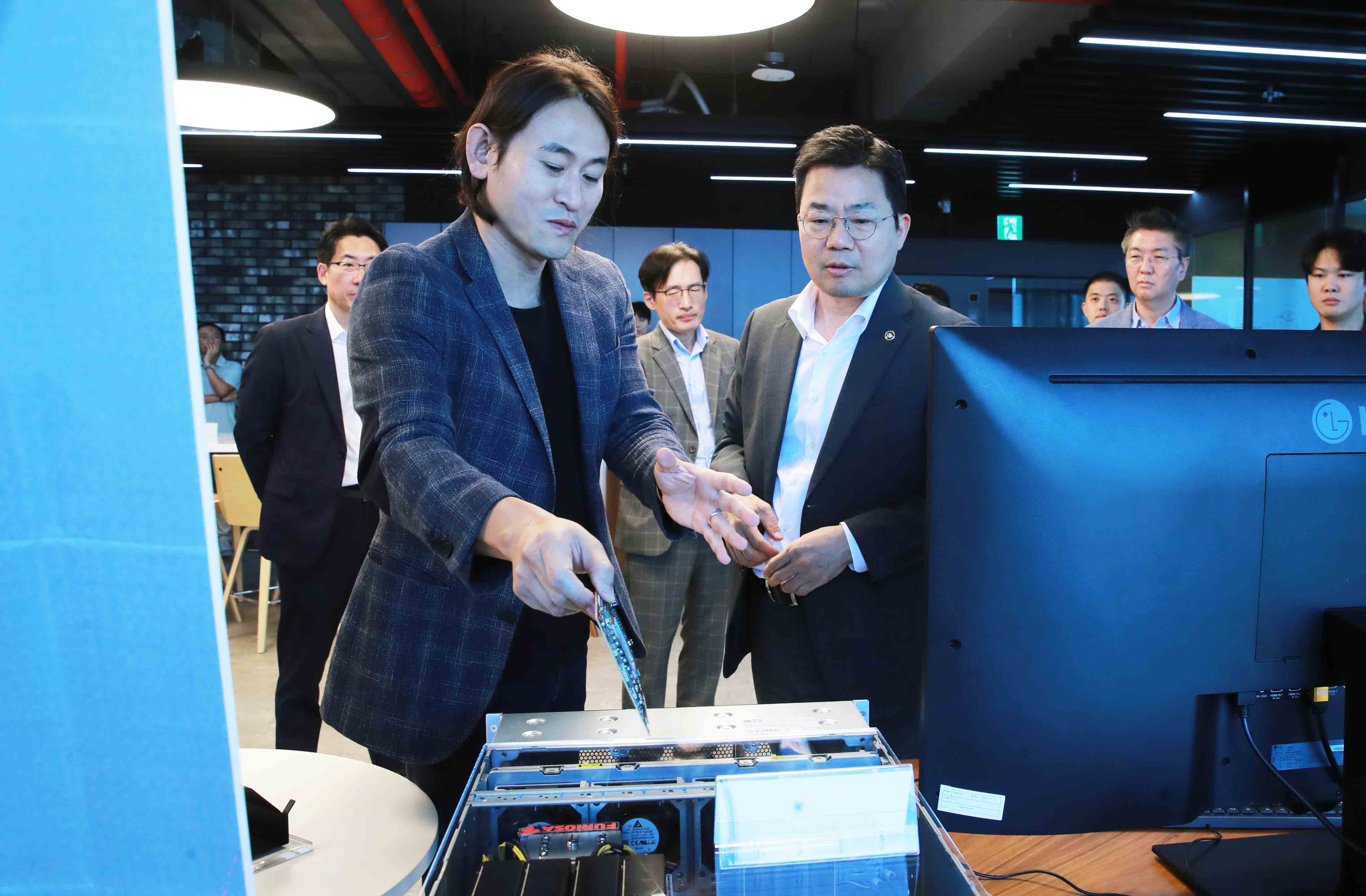 인공지능(AI) 반도체 기업 간담회 6