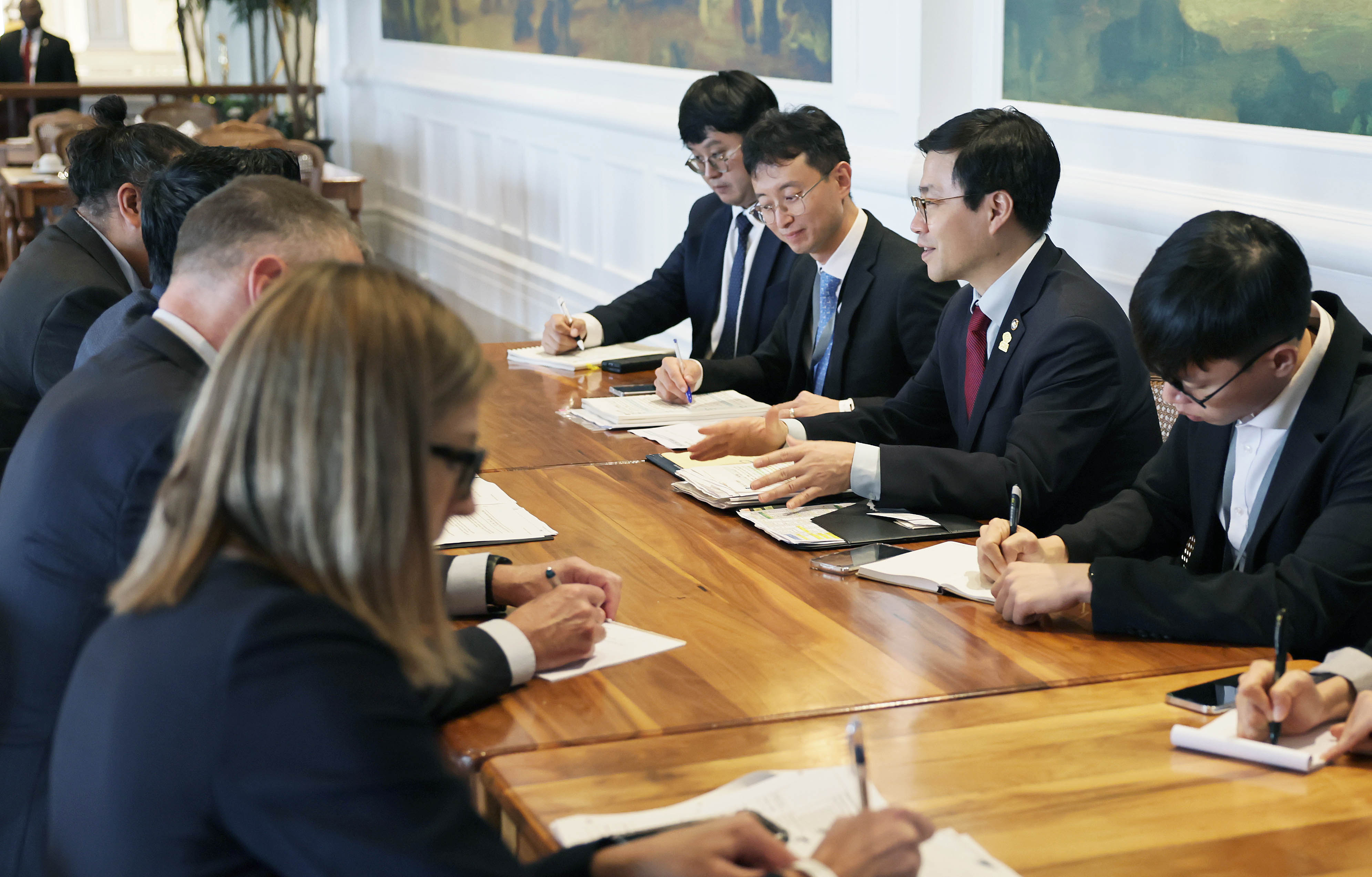 캐나다 국제통상부 장관 면담 4