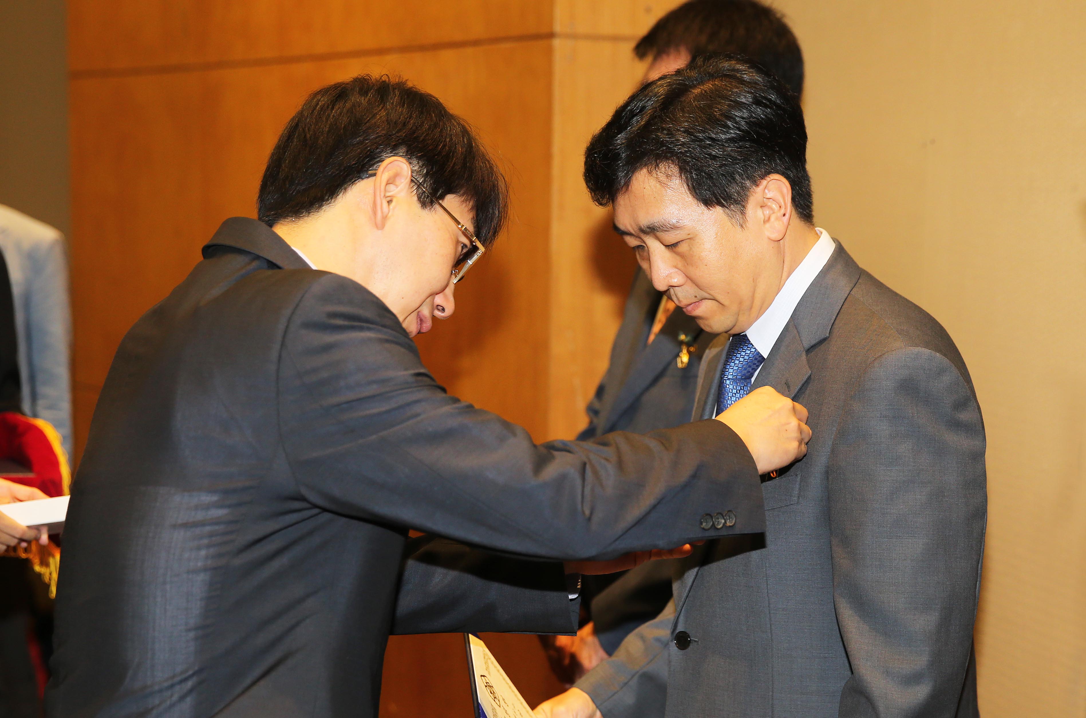전기기기 및 전지산업분야 포상식 4