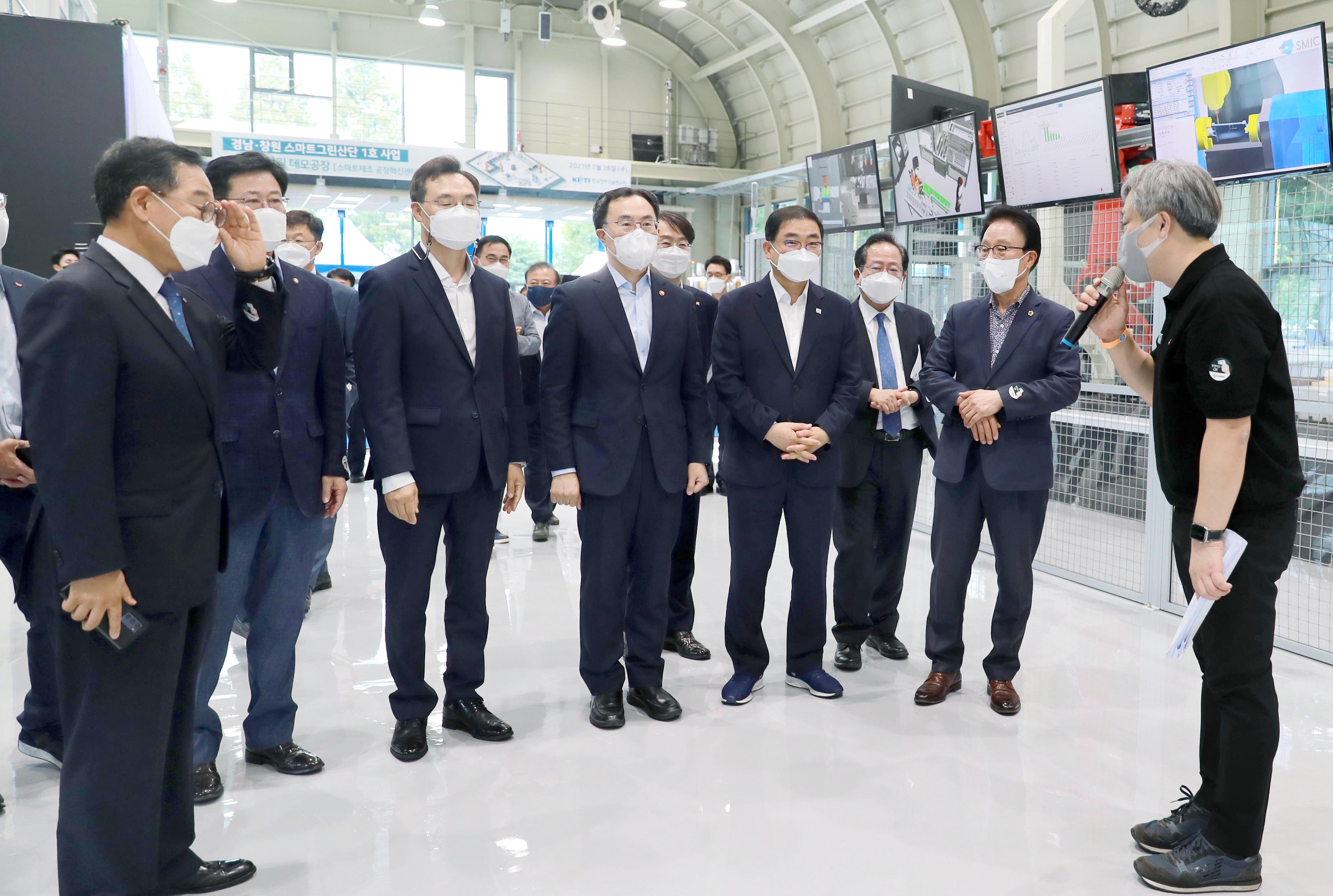 창원산단 스마트제조 데모공장 개소식 6