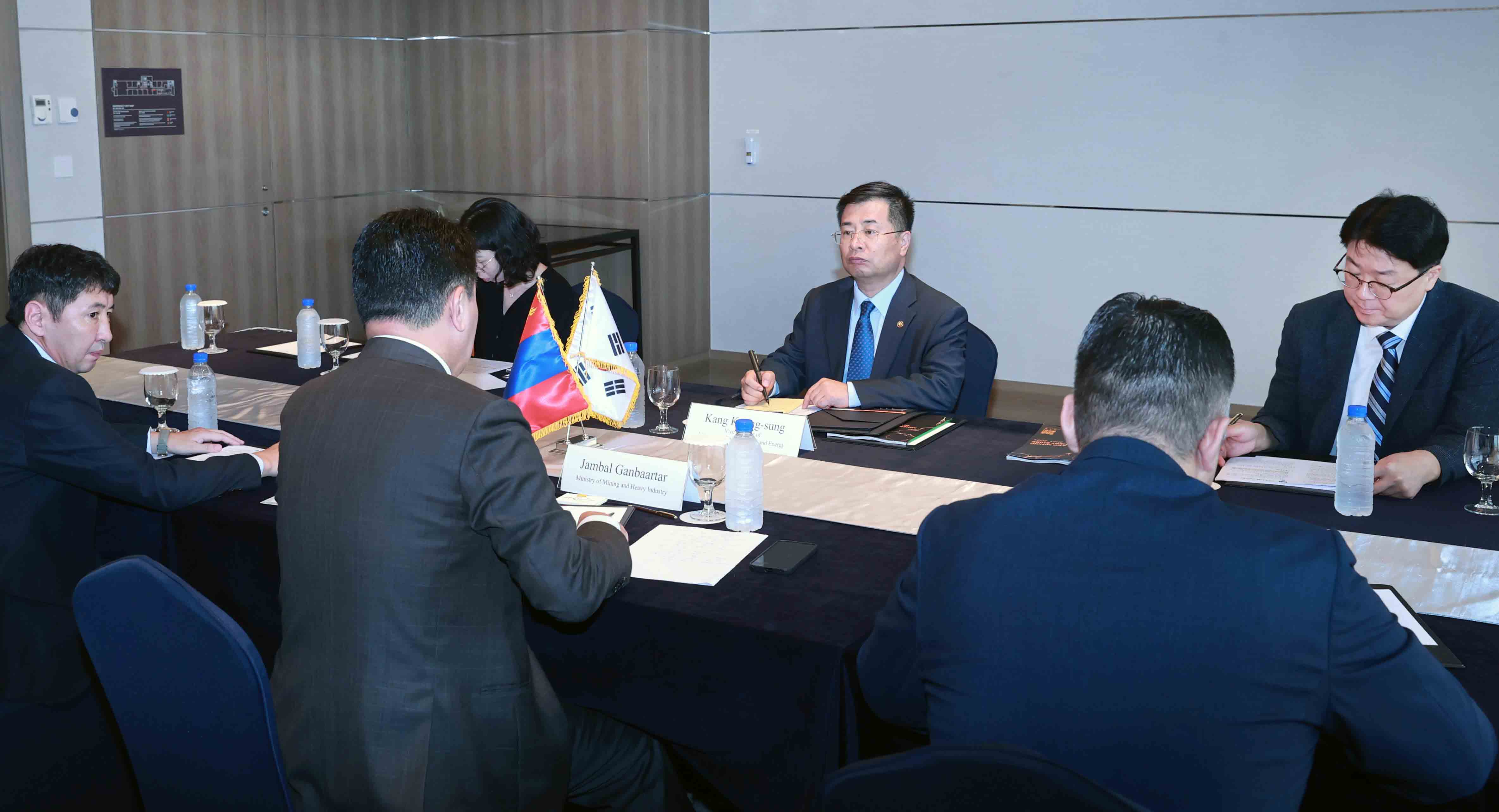 몽골 광업중공업부 장관 면담 4