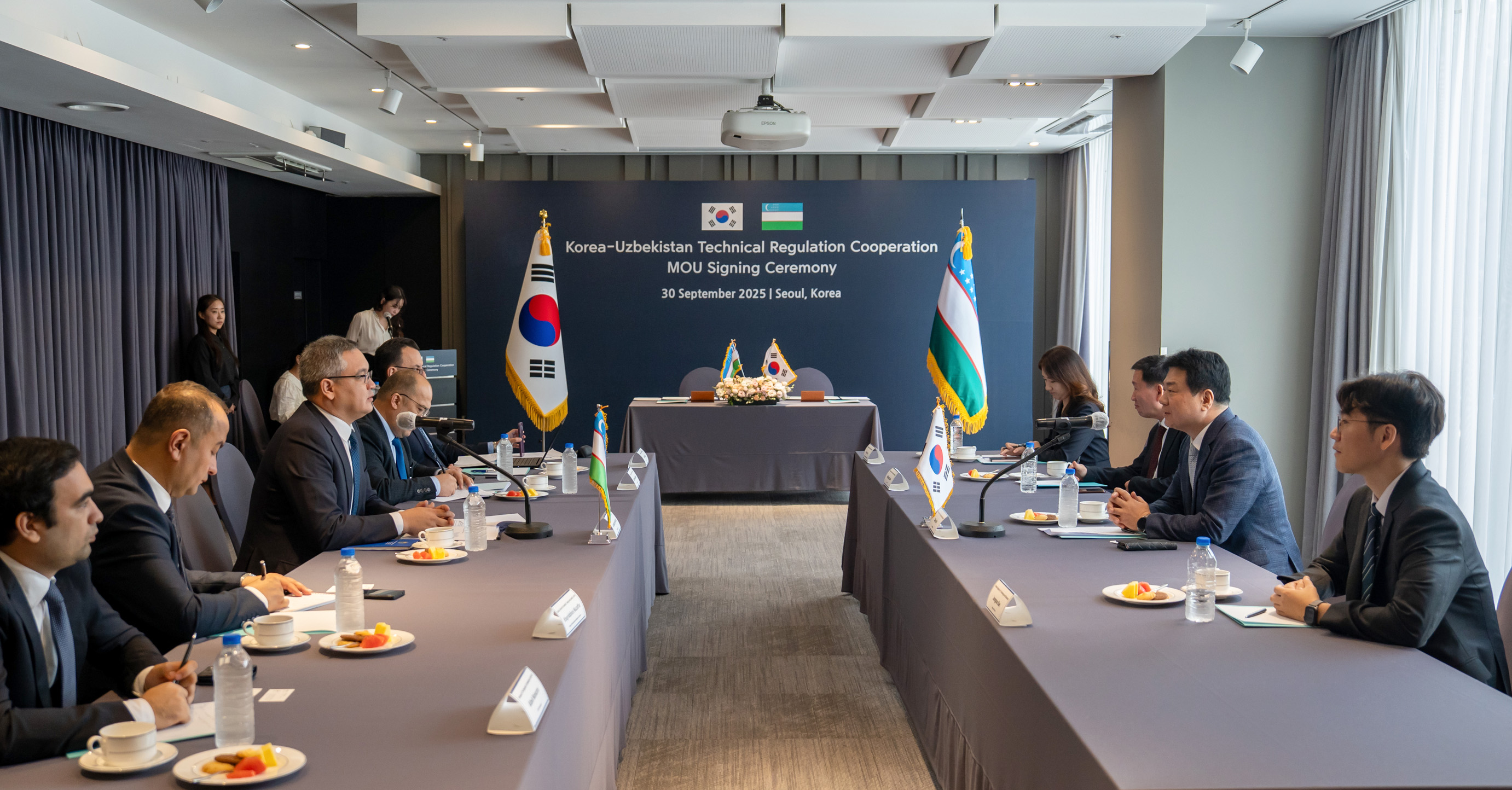 한-우즈벡 기술규제 협력 강화를 위한 양해각서(MOU) 체결식 3
