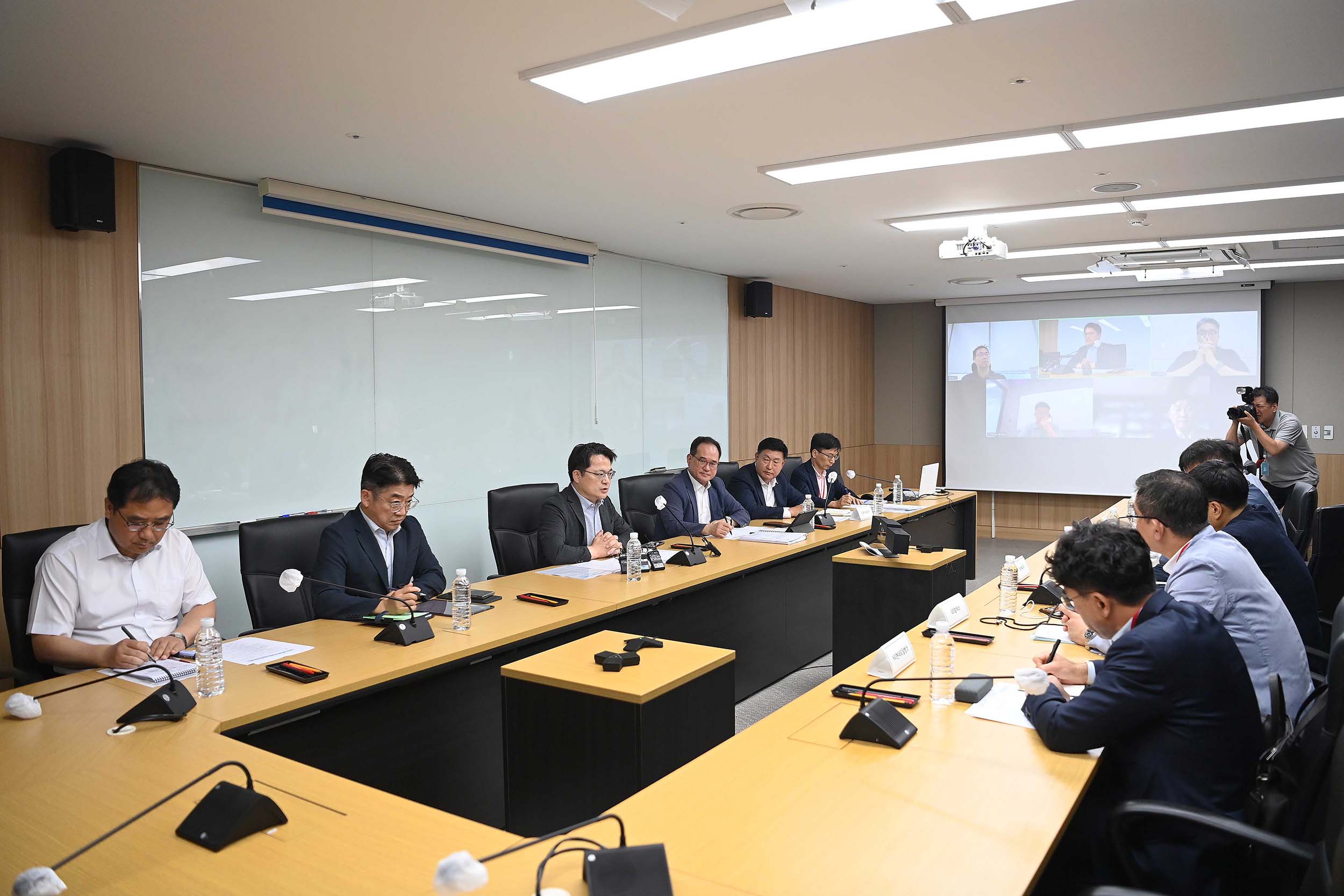 원유 수급상황 긴급 점검회의 1