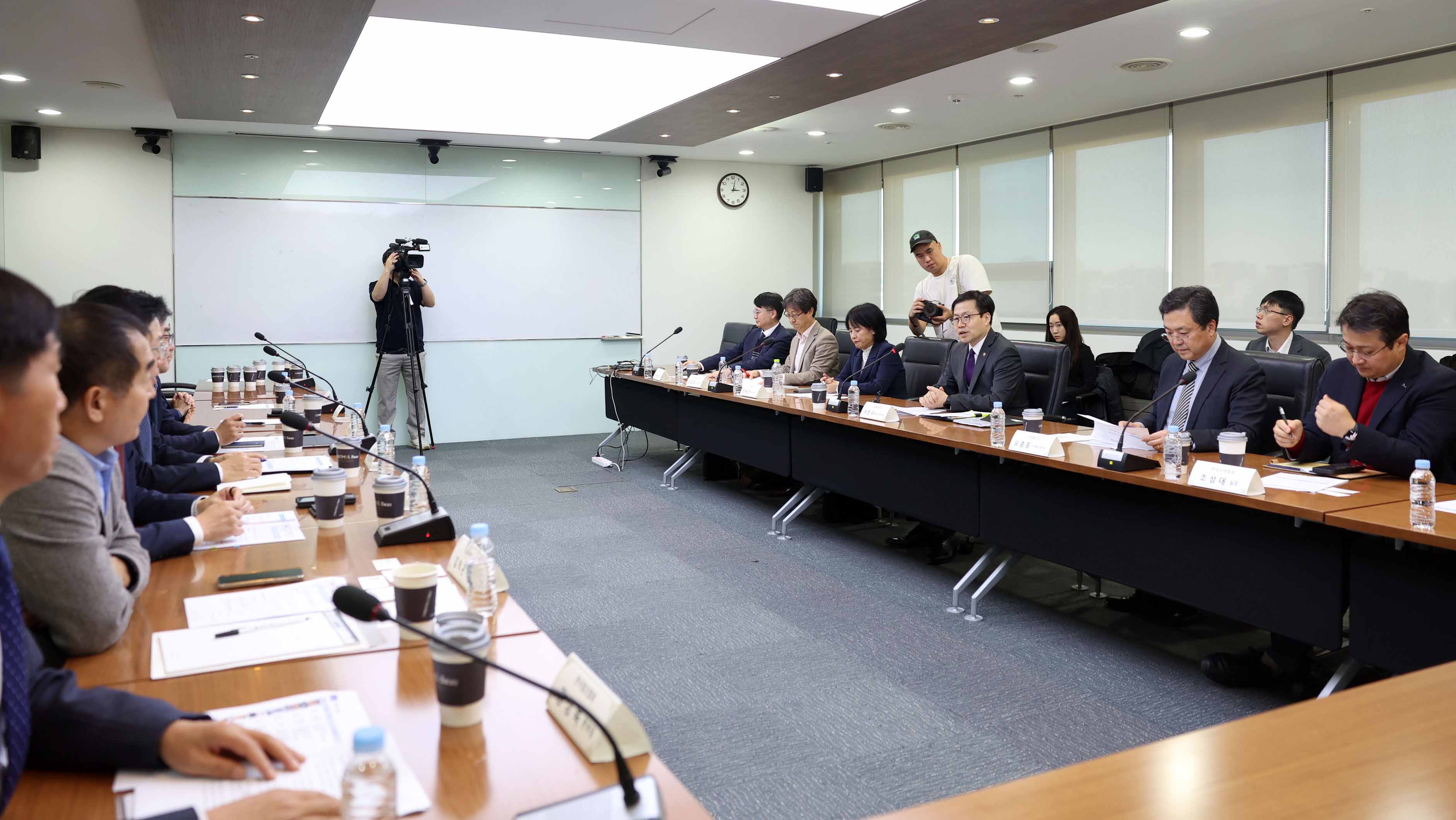 글로벌 철강 보호무역조치 관련 민관 합동 점검회의 3