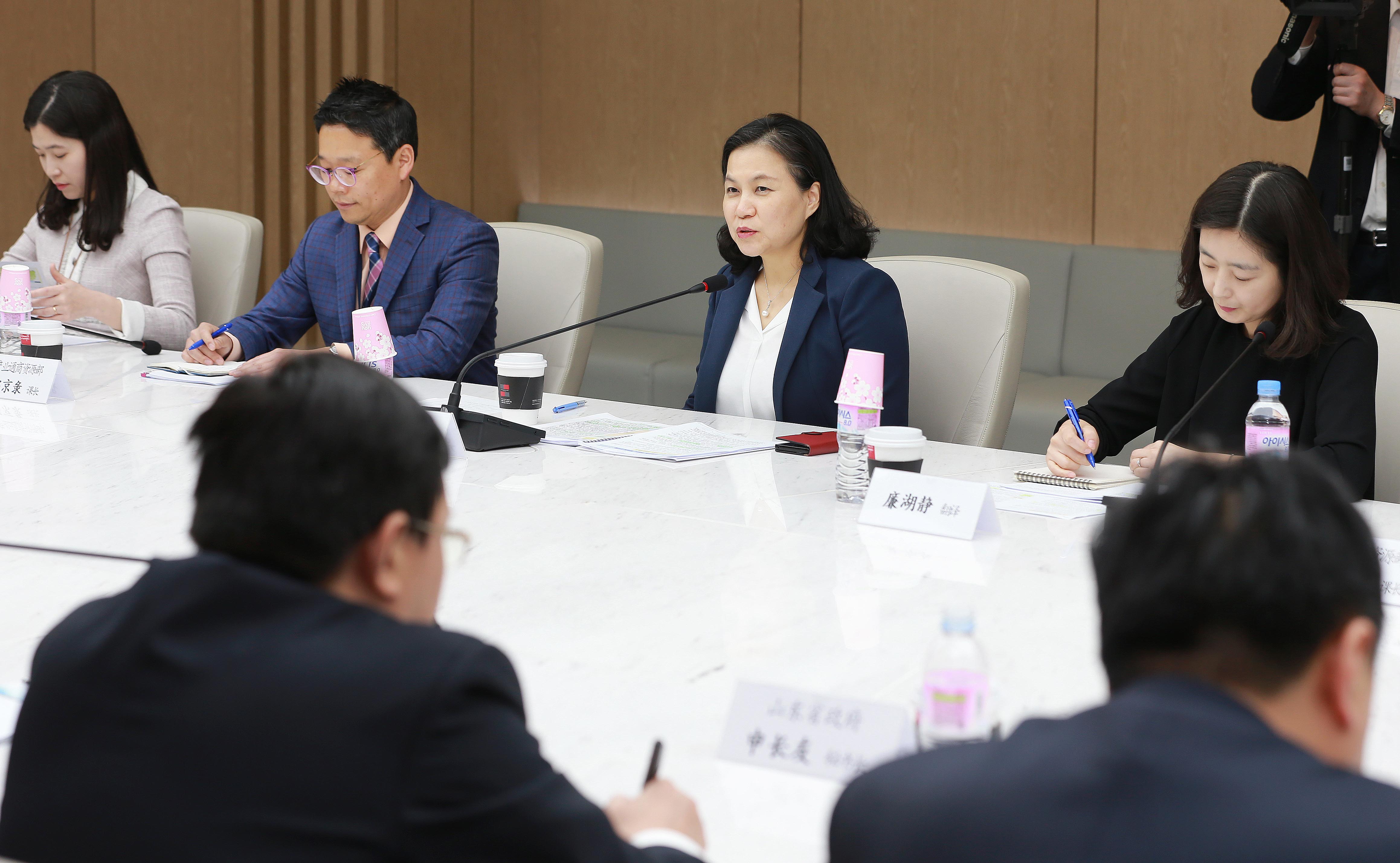 공 정 중국 산동성장 면담 2