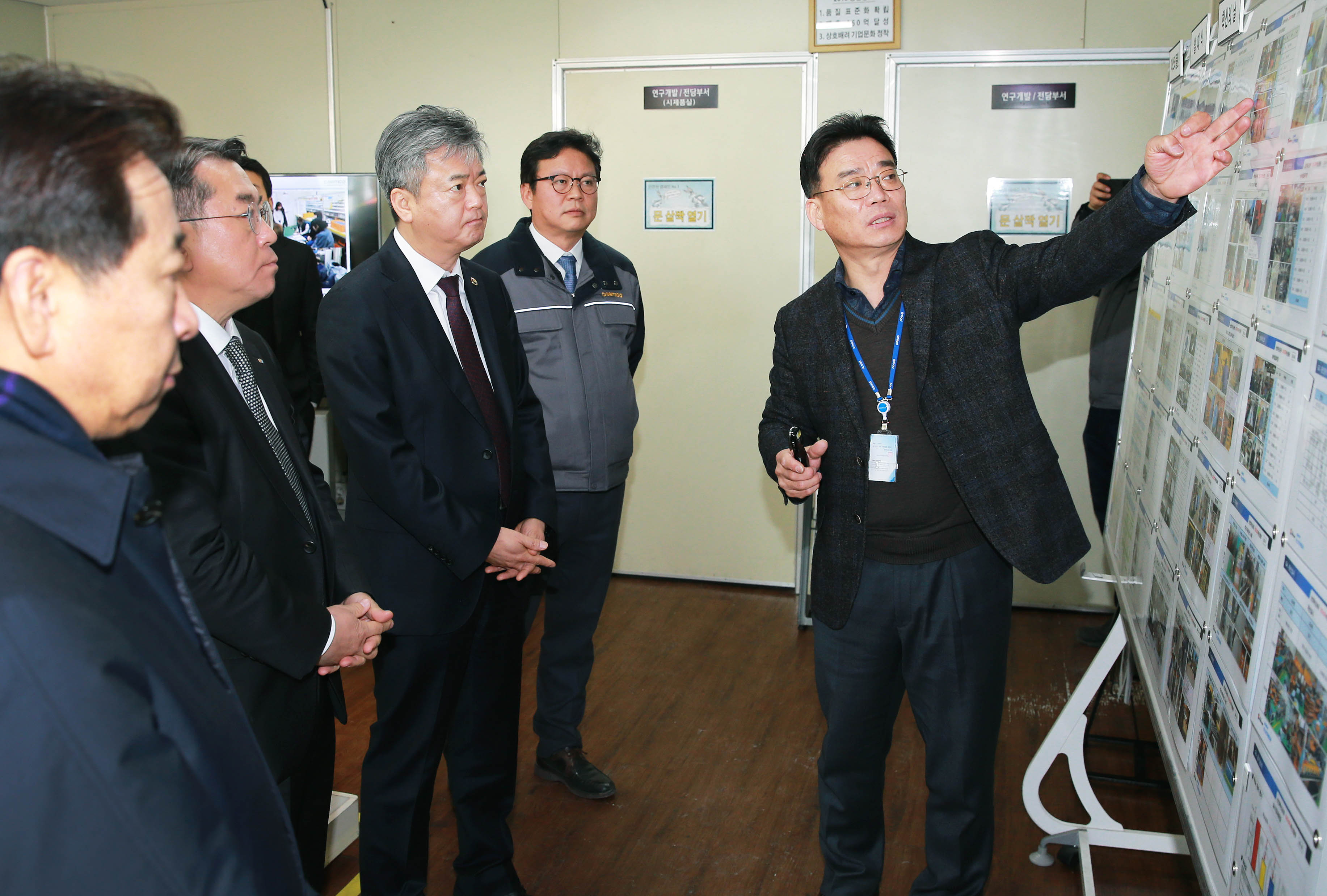 산업혁신운동 성과 우수기업인 오성기전 현장방문 3