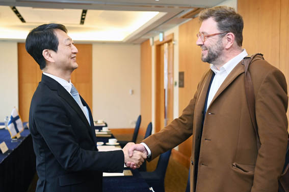 핀란드 교통통신부 장관 면담 1