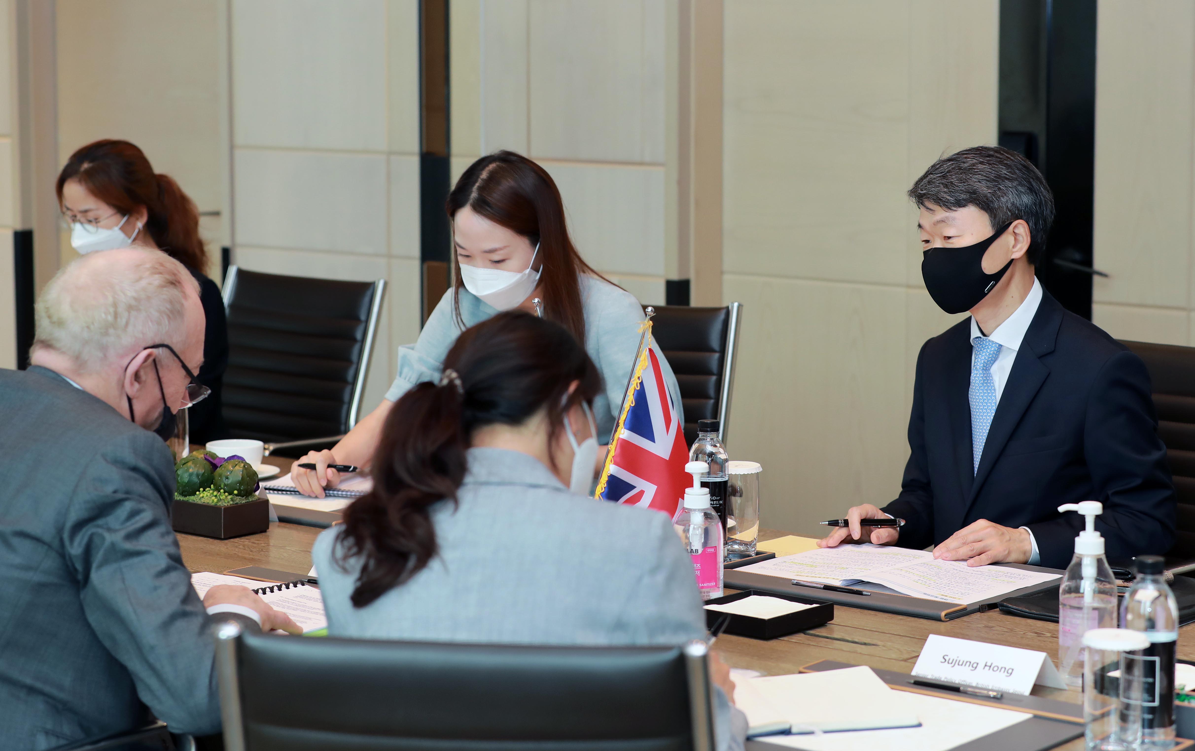 영국 국제통상부 투자 담당 국무상 면담 5