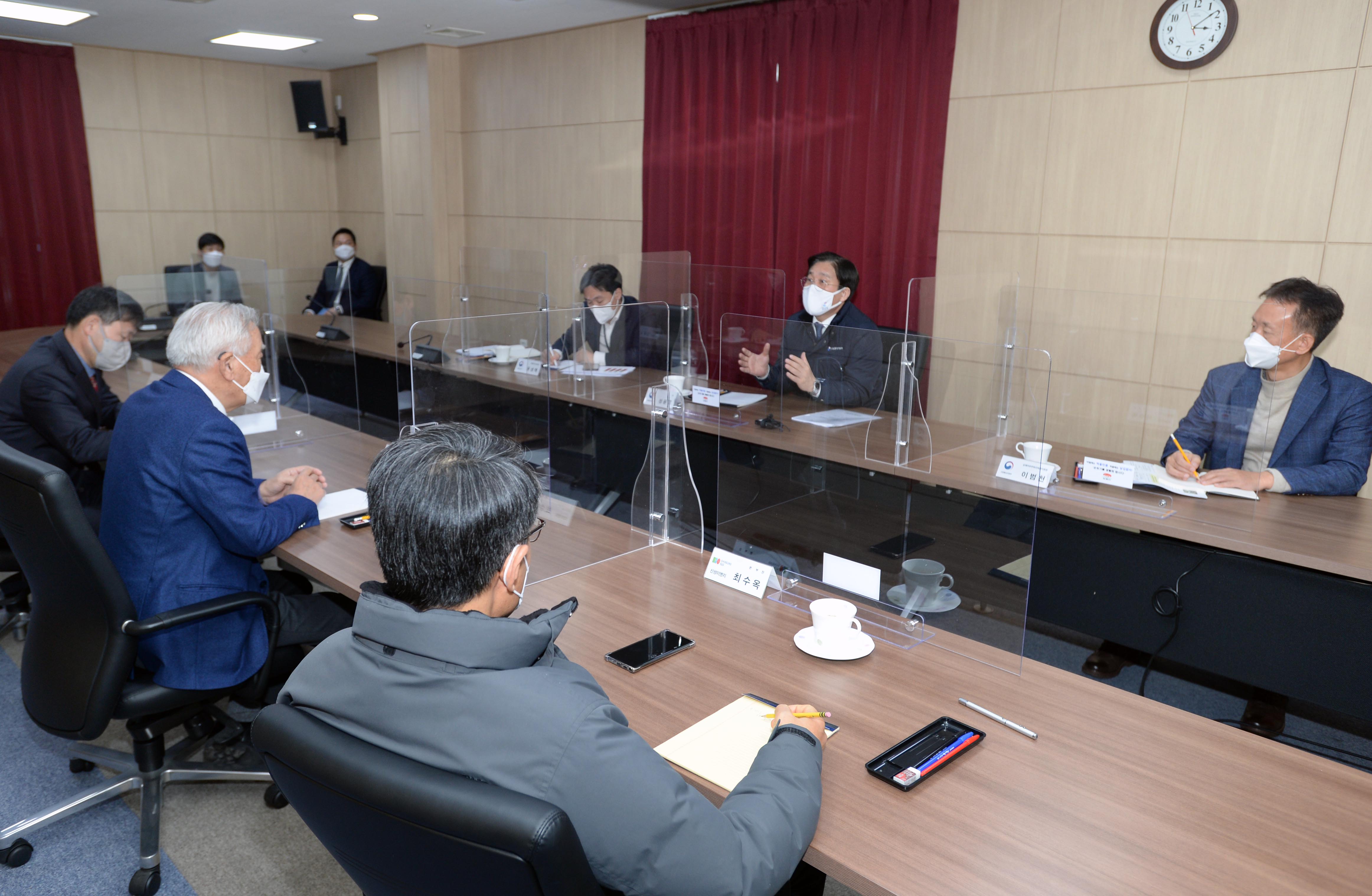 태양광 모듈 제조기업인 신성이엔지 김제공장 현장방문 5