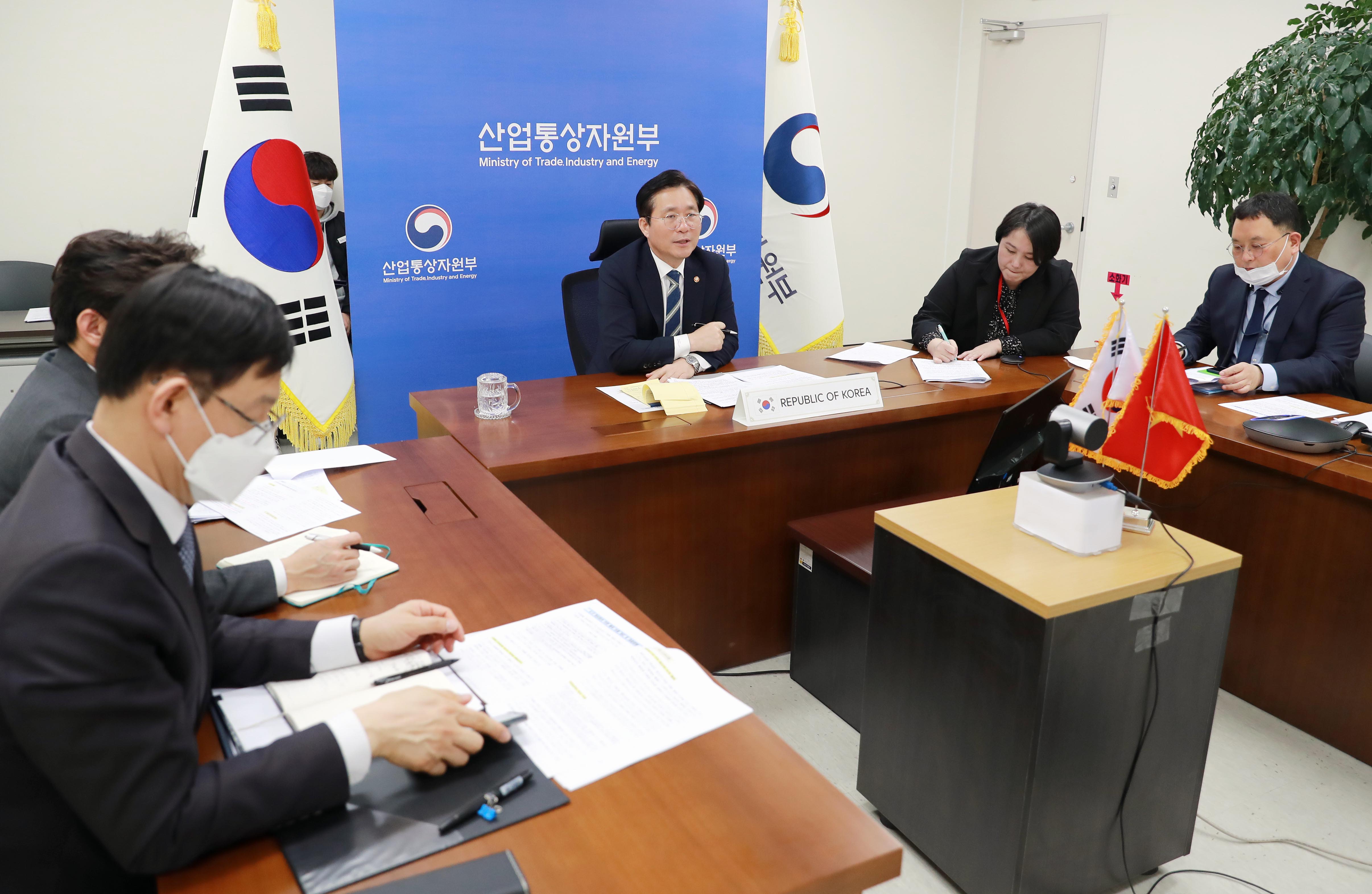 베트남 산업무역부 장관 영상면담 5