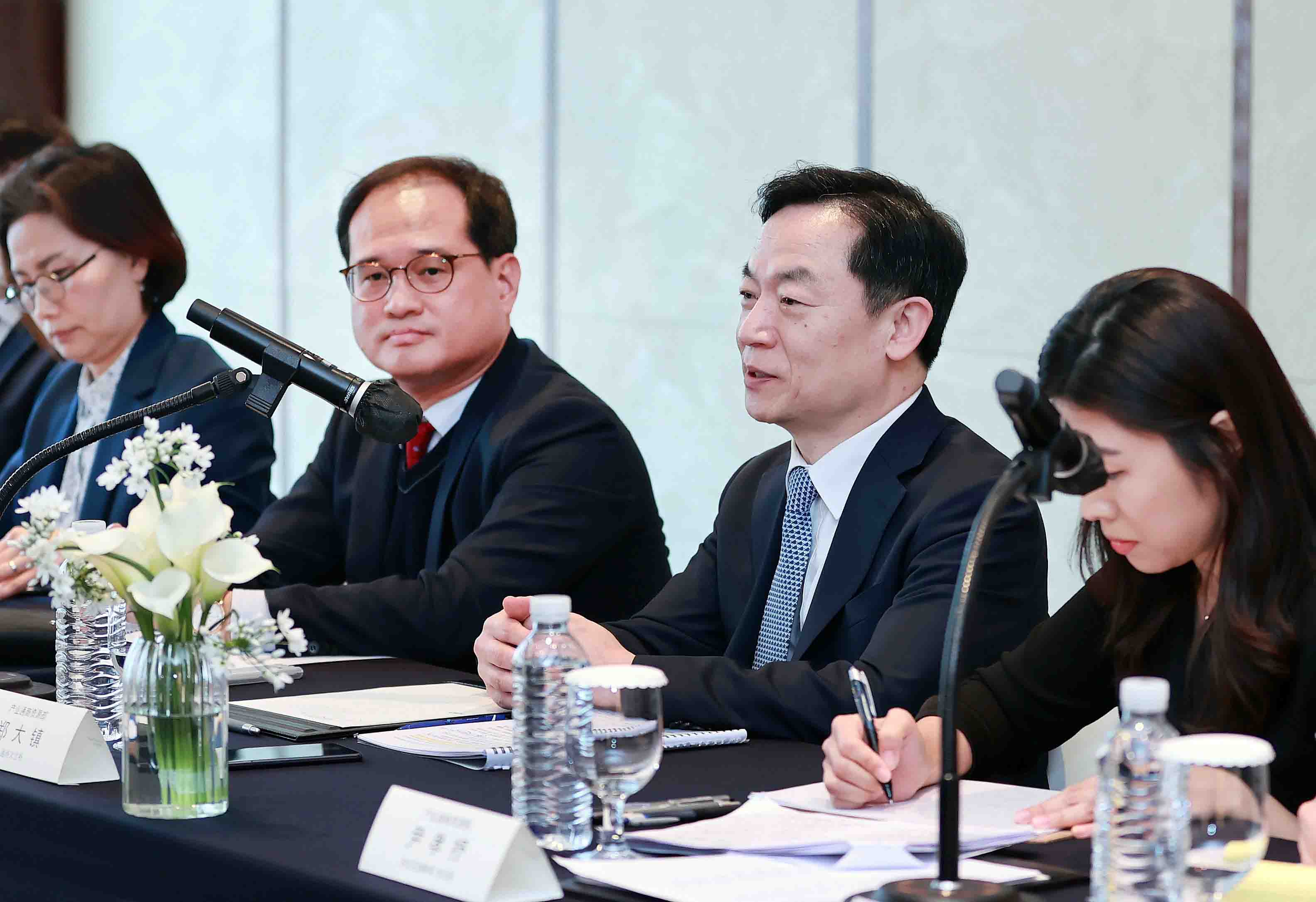 중국 상무부 부장조리 면담 4