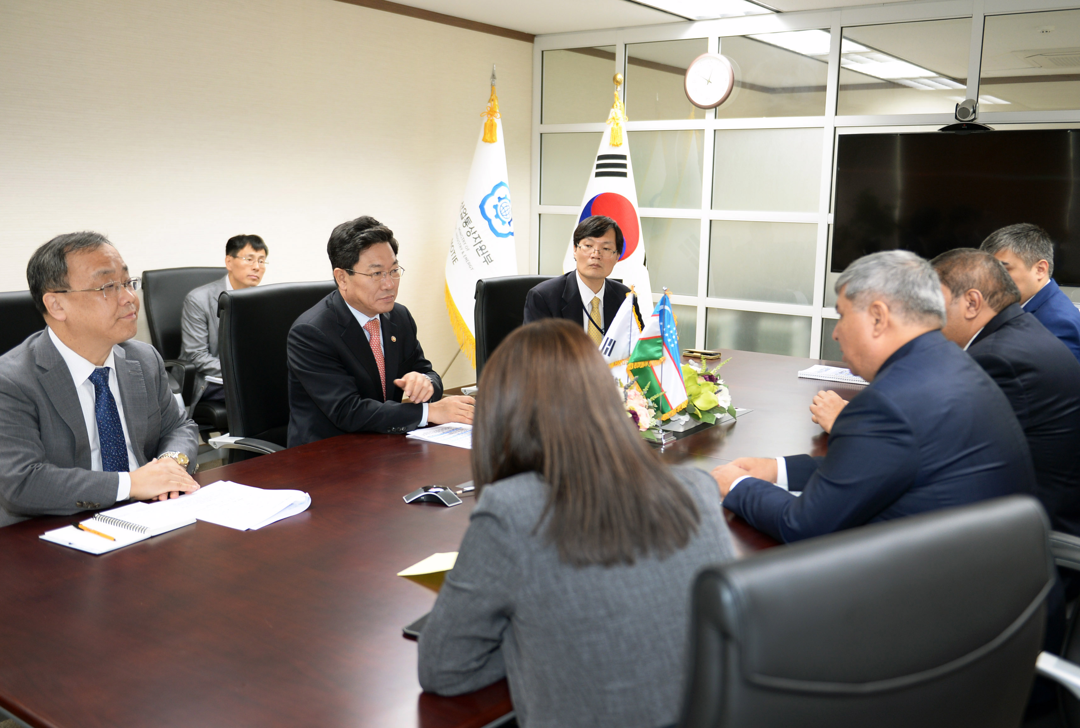 우즈벡 에너지·자원 부총리 면담 4