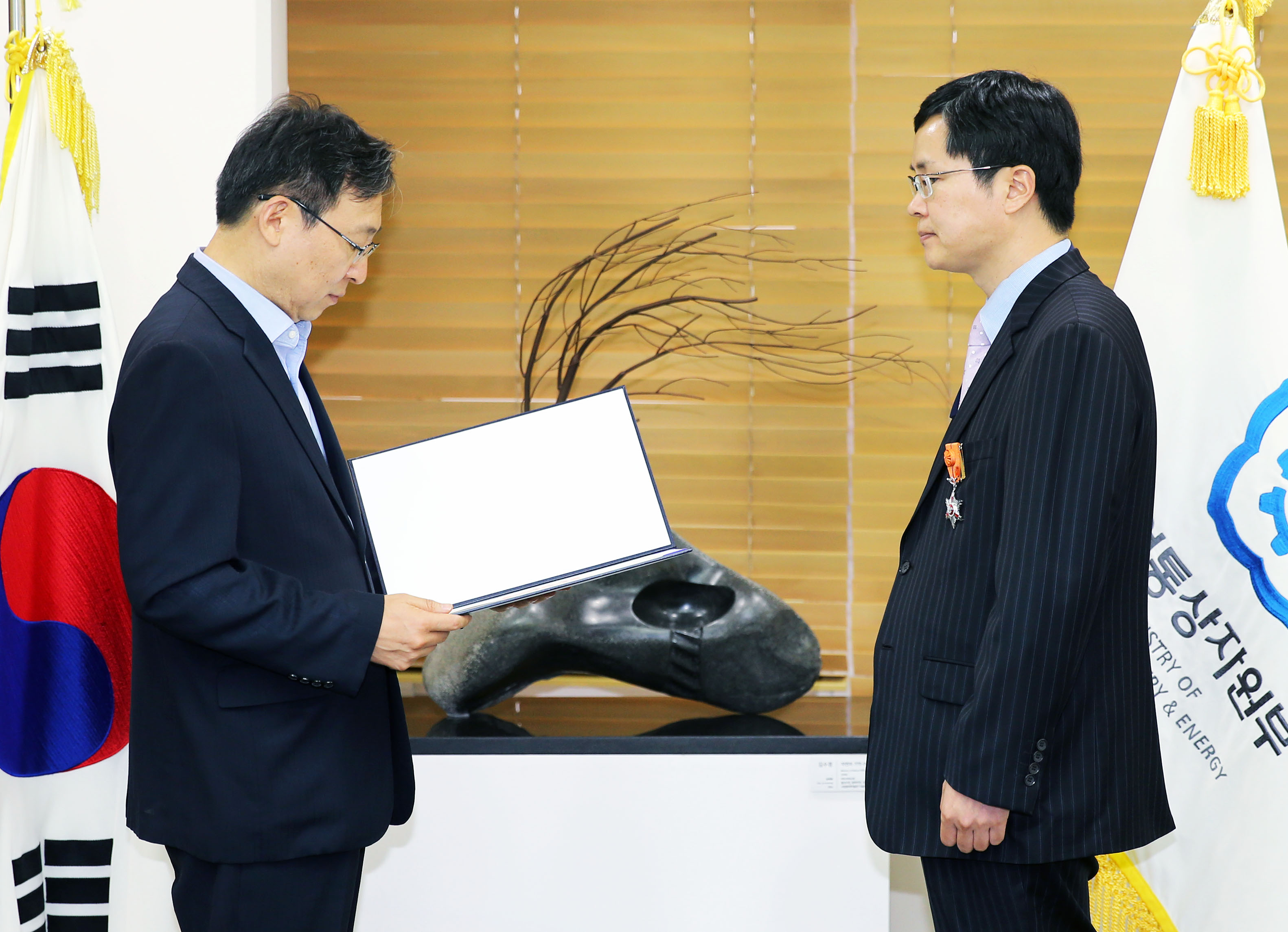 정부업무평가 유공 근정포장 전수식 4