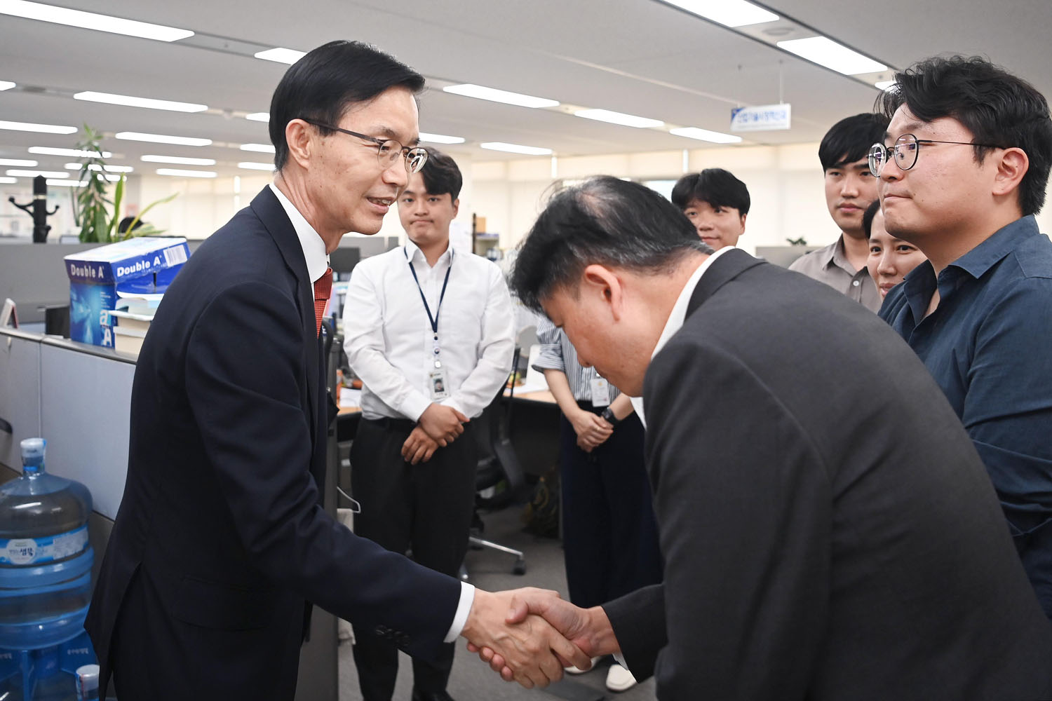 방문규 산업통상자원부 장관 사무실 순회 2